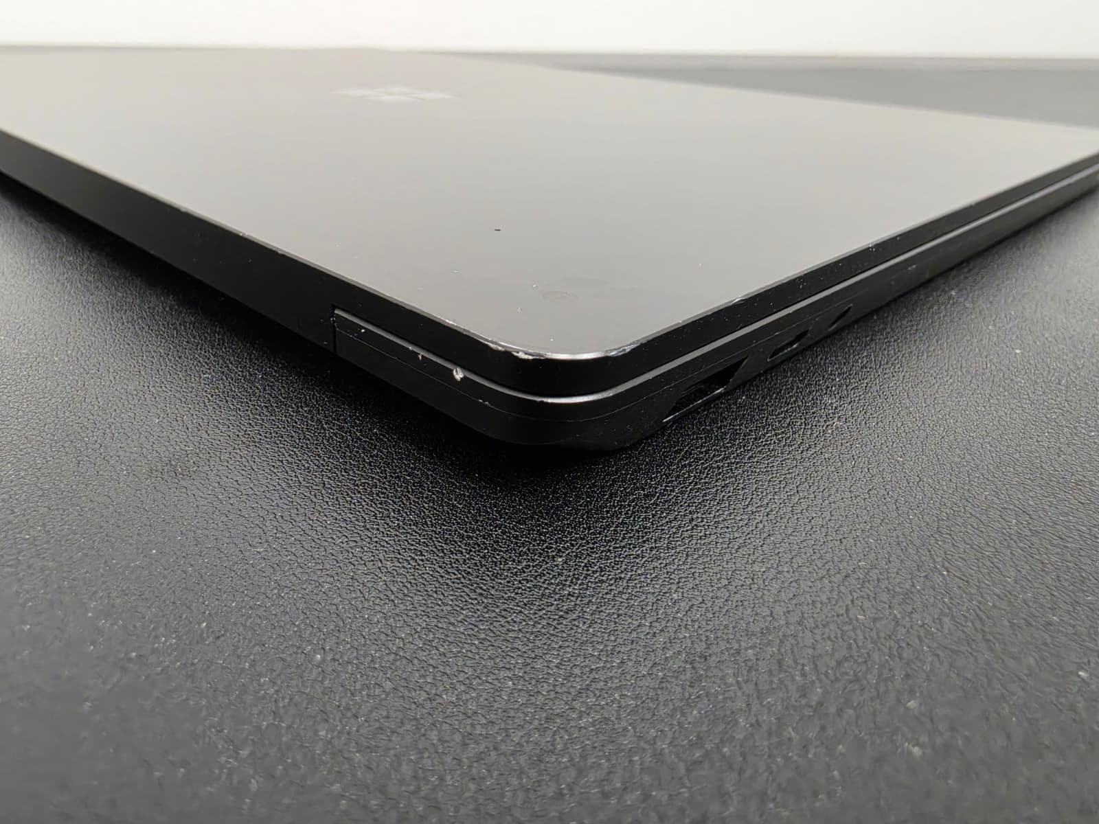 Microsoft Surface Laptop 3 – 13.5″ i7-1065G7 16GB Ram 256GB SSD Win 11 Pro