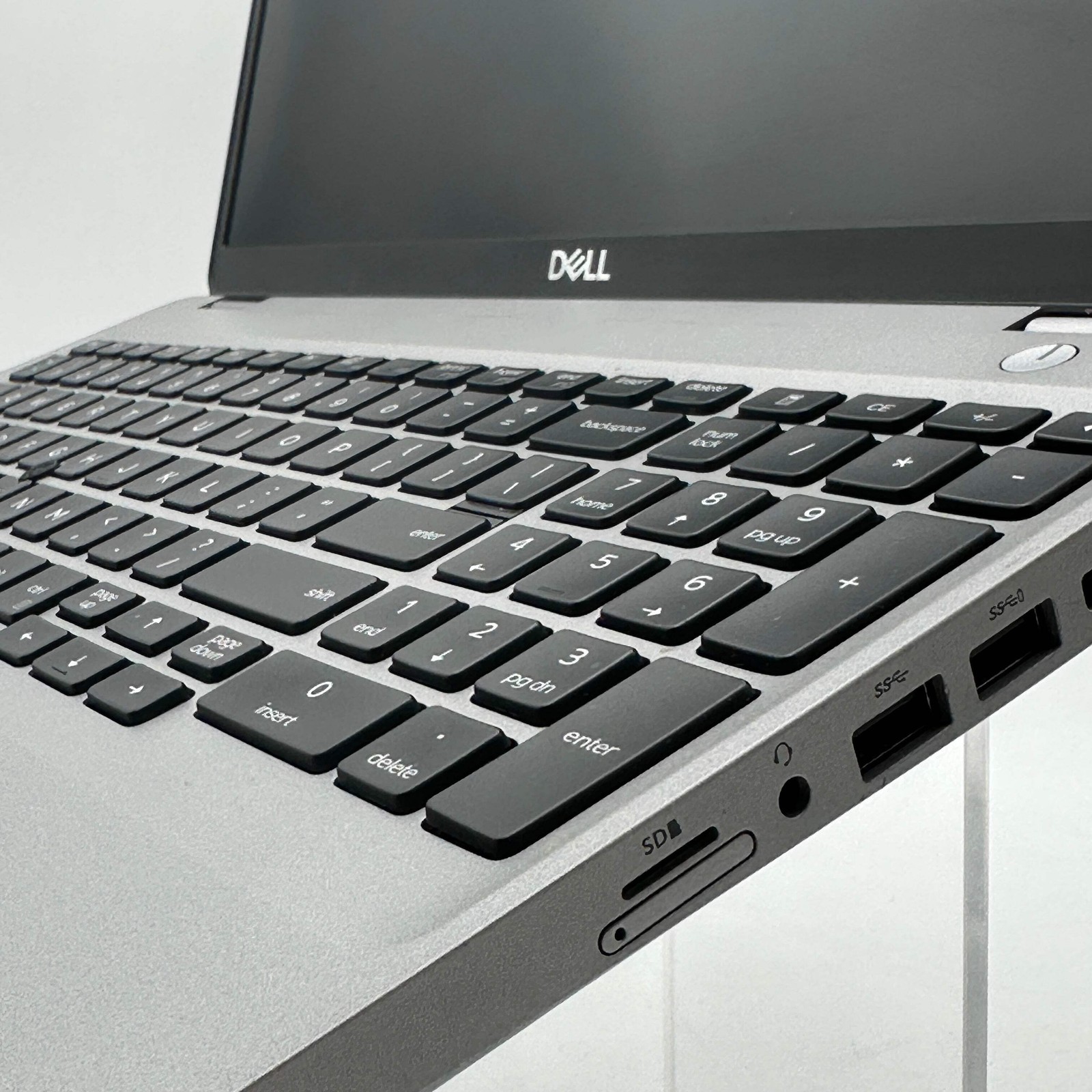 Dell Latitude 5510 15-inch Laptop i5 vPro 10th Gen 8GB 500GB