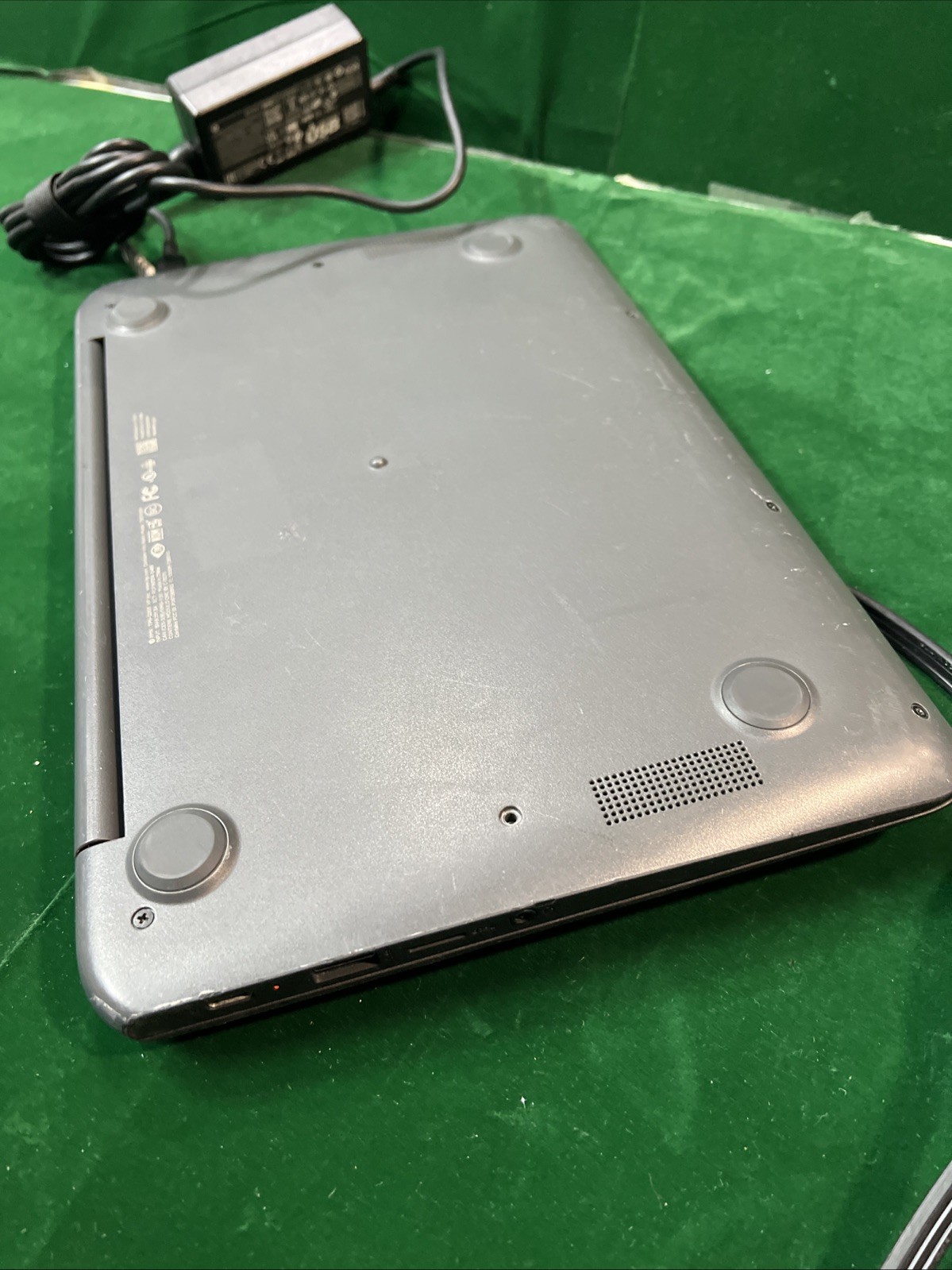 HP Chromebook 11 G6 EE, Intel Celeron N3350 2.4GHz, 4GB RAM, 32gb