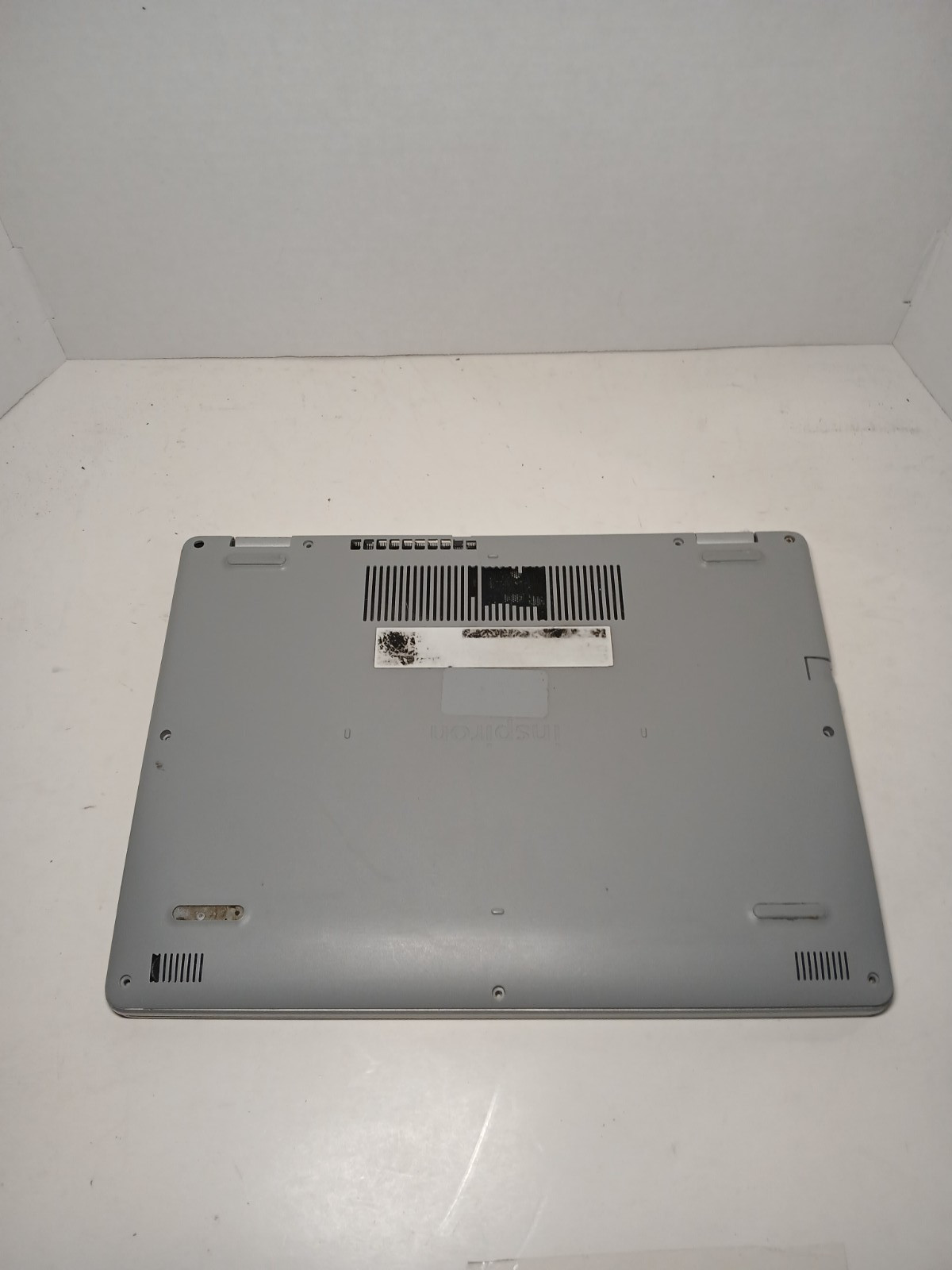 Dell Inspiron 5493 14″ i5-1035G1 4GB RAM 256GB SSD WIN11 #97