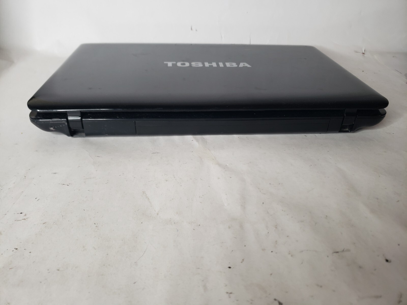 Toshiba Satellite L655D-S5094 Laptop For Parts No HDD/Charger