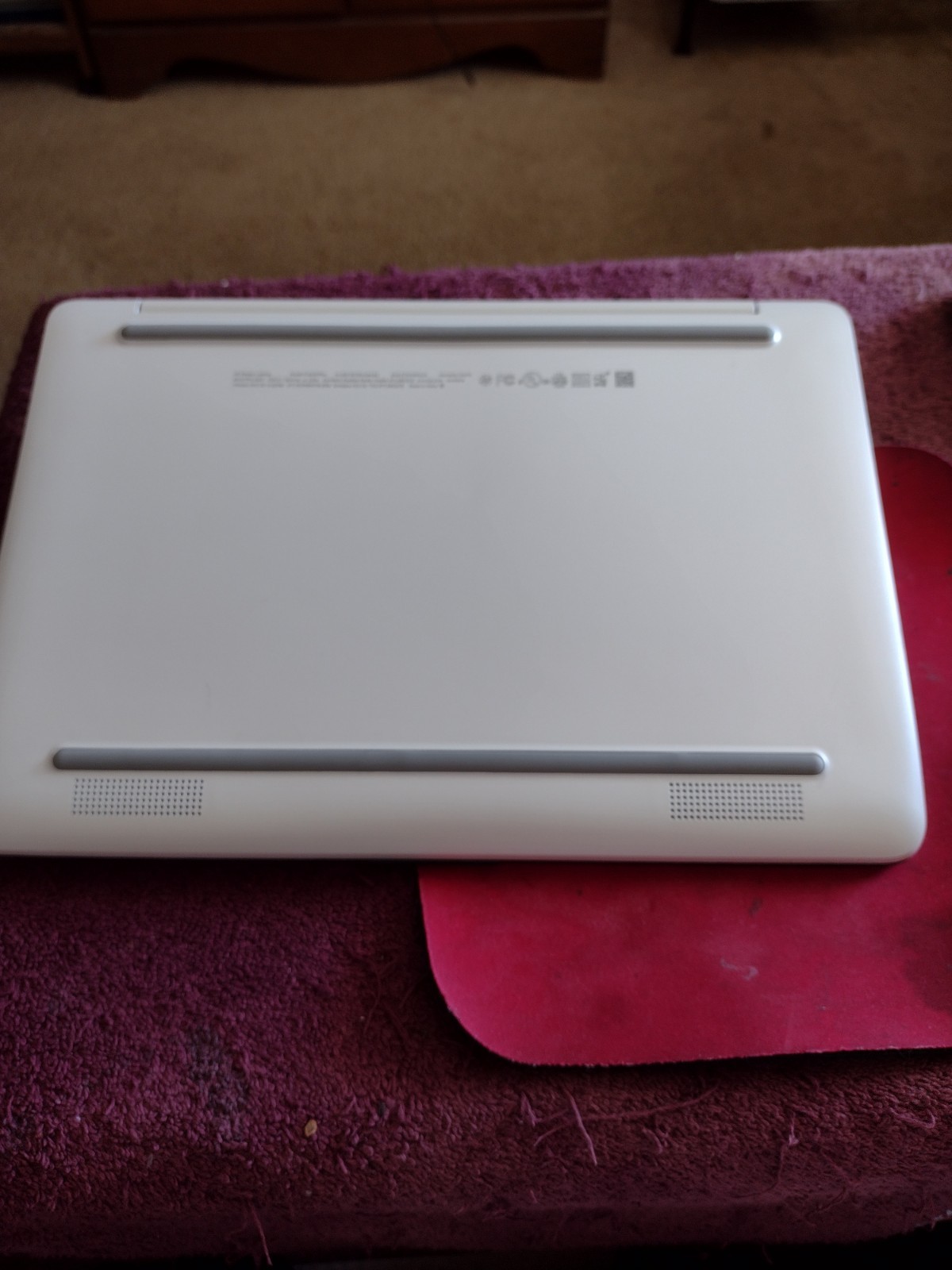 HP Stream 11-ak0035nr Intel Celeron N4020 1.1-2.6Ghz/4GB/32GB/11.6″ NICE NEW BAT