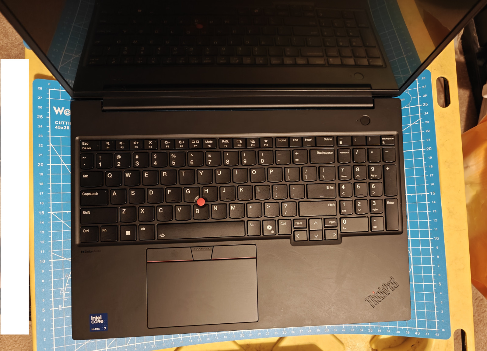 Lenovo ThinkPad P16s Gen 3 16in Core Ultra 7 155H 64GB 1TB SSD Win 11 Pro OLED