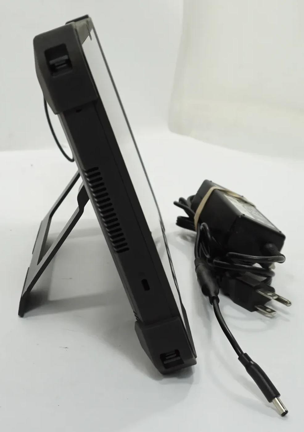 Dell Latitude 7212 Rugged Extreme 11.6″ Core i7-7600U 2.8GHz 16GB 256GB