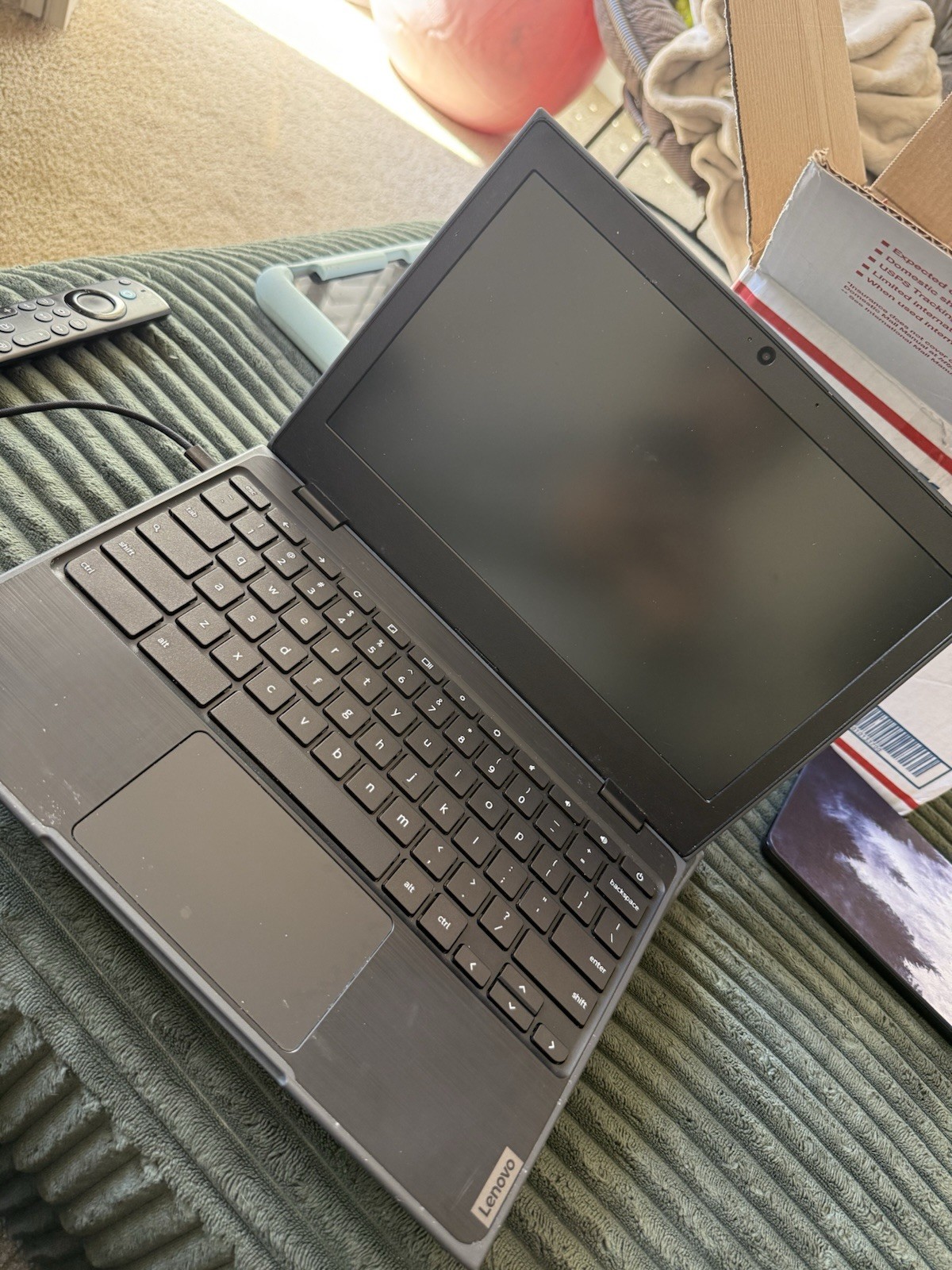 Lenovo 100e Chromebook 2nd Gen – 11.6″ HD – 4GB RAM – 32GB eMMC – 81QB0000US