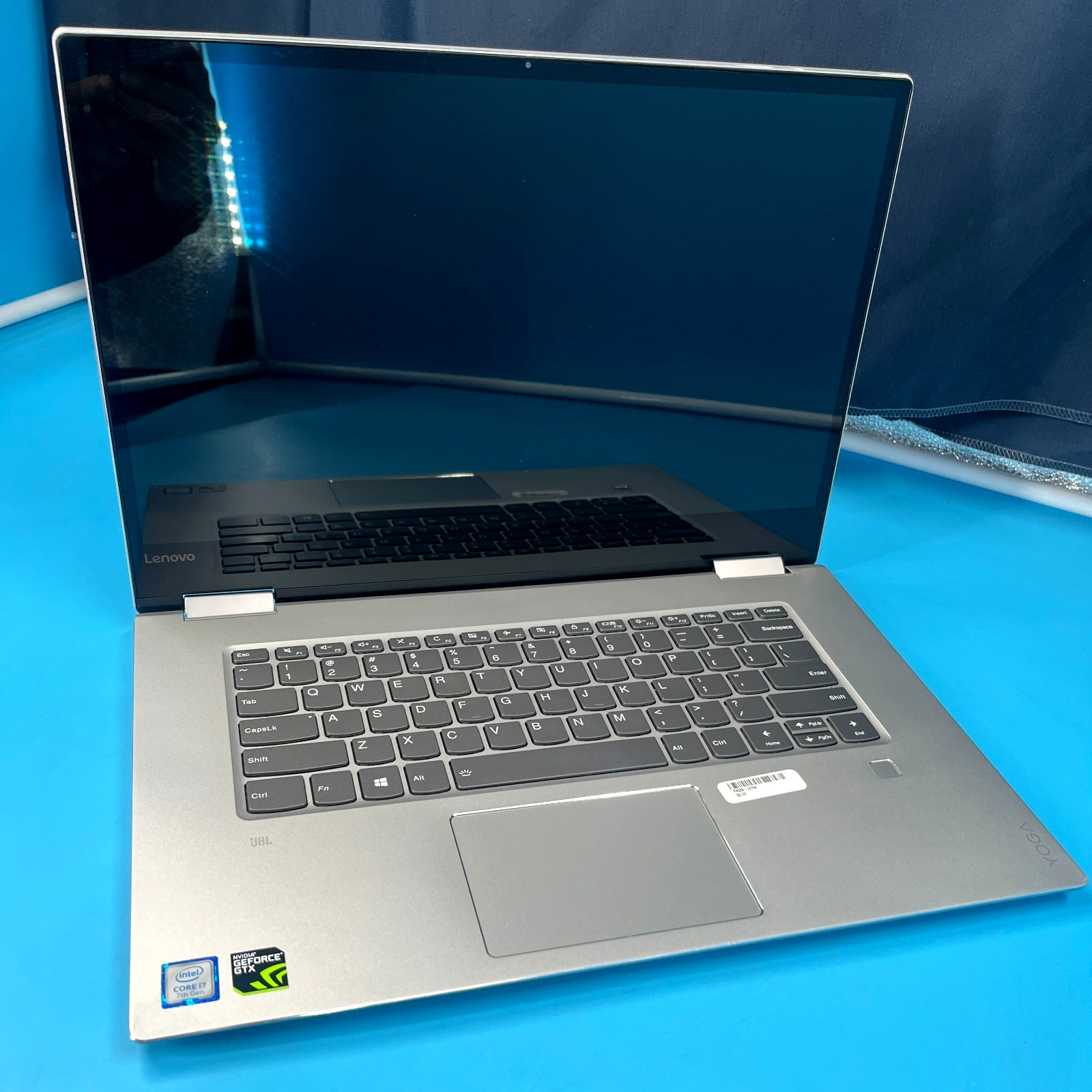 Lenovo Yoga 720-15IKB 2-in-1 4K Touch Laptop i7-7700HQ 16GB 1TB GTX 1050 NO OS