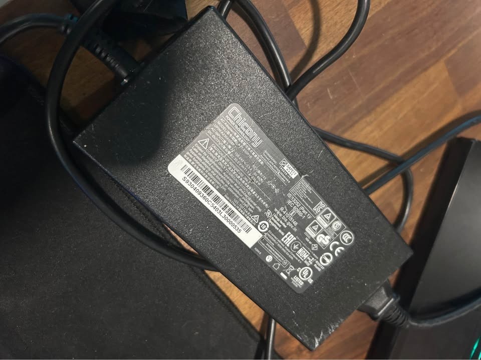 MSI GS66 Stealth 11UE Laptop 15.6″ 240Hz, I7-11800H, 16GB RAM, RTX 3060, 1TB SSD