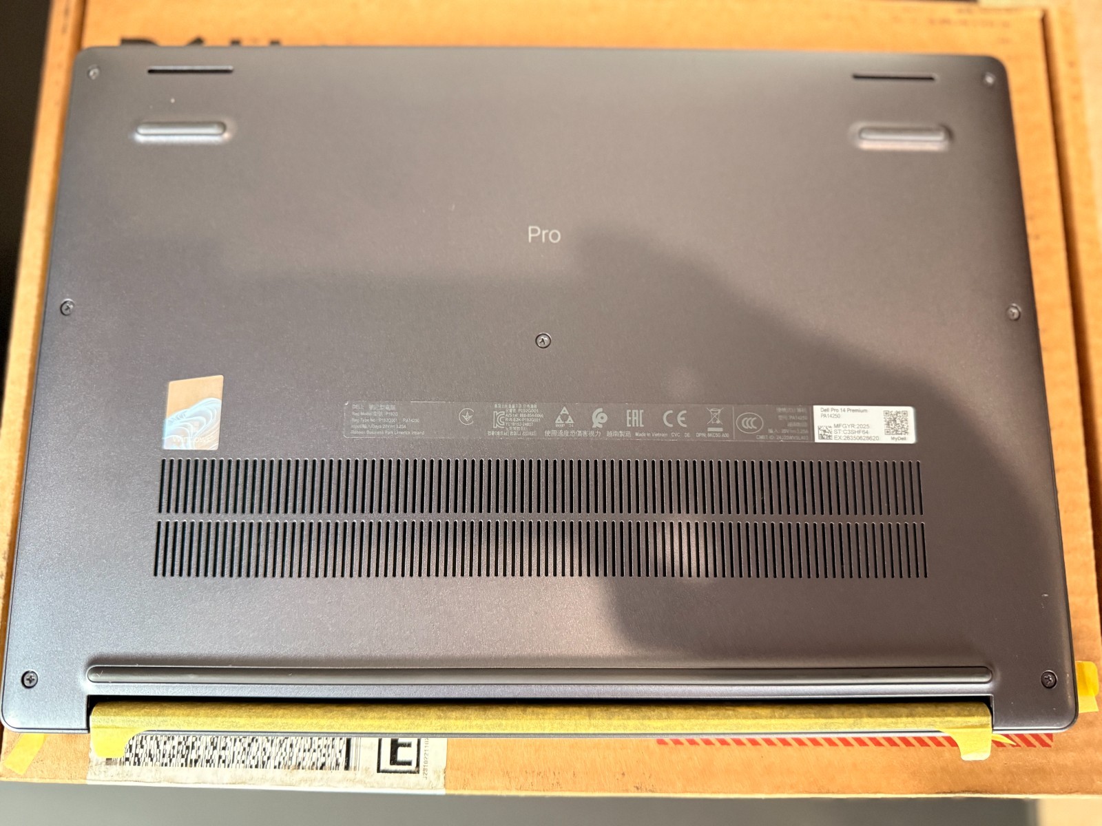 Dell Pro 14 Premium (PA14250) Ultra 7 268V 32GB 1TB QHD+ OLED Touch 5G LTE WWAN