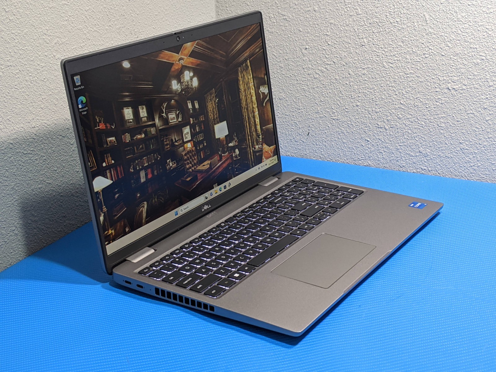 Dell Latitude 5540 15.6″FHD i5-1335U 1.3GHz 16GB 256GB Warranty-04/2027 +Charger