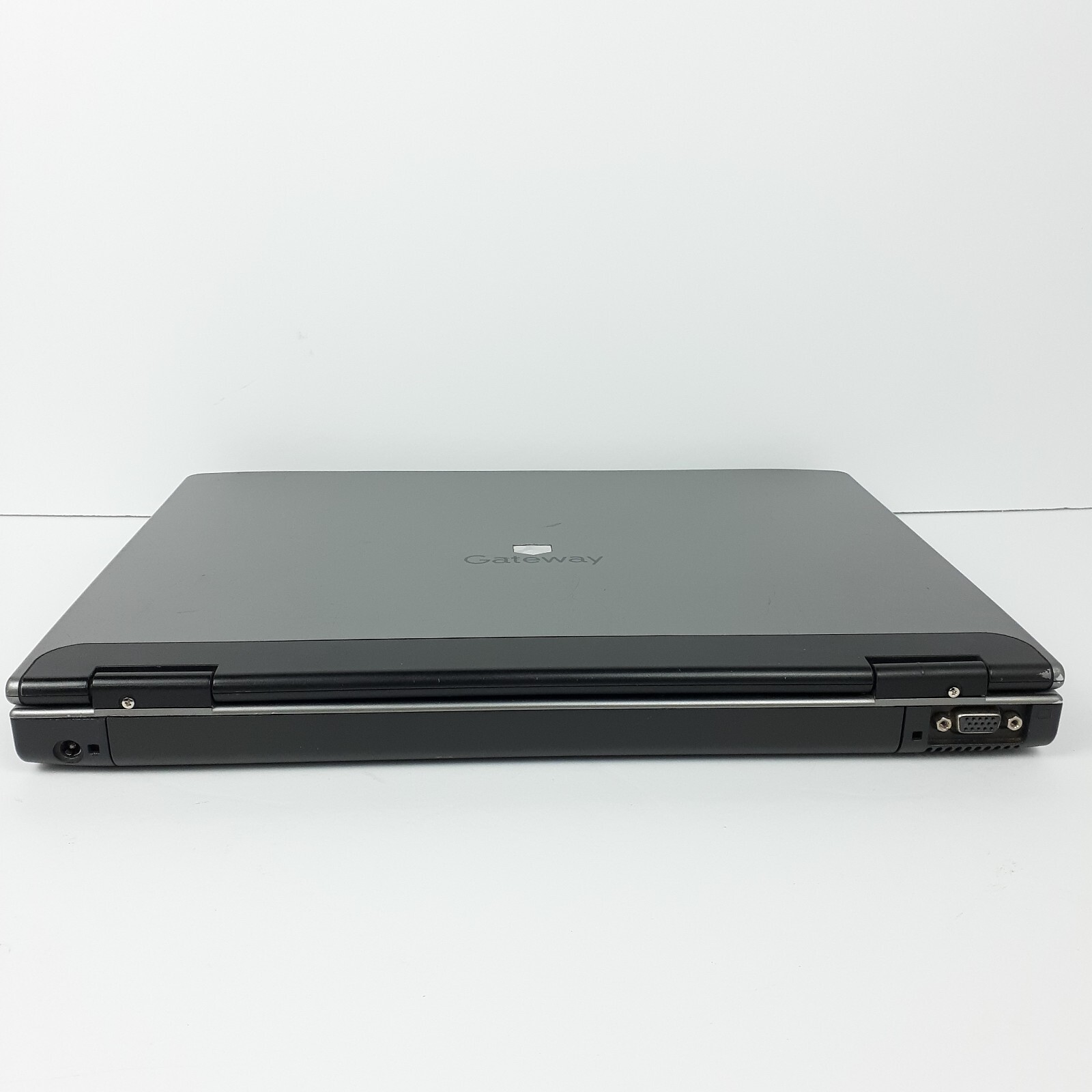 Gateway MA3 MX6448 15.4″ AMD Turion 64X2 No HDD No RAM For PARTS Or REPAIR
