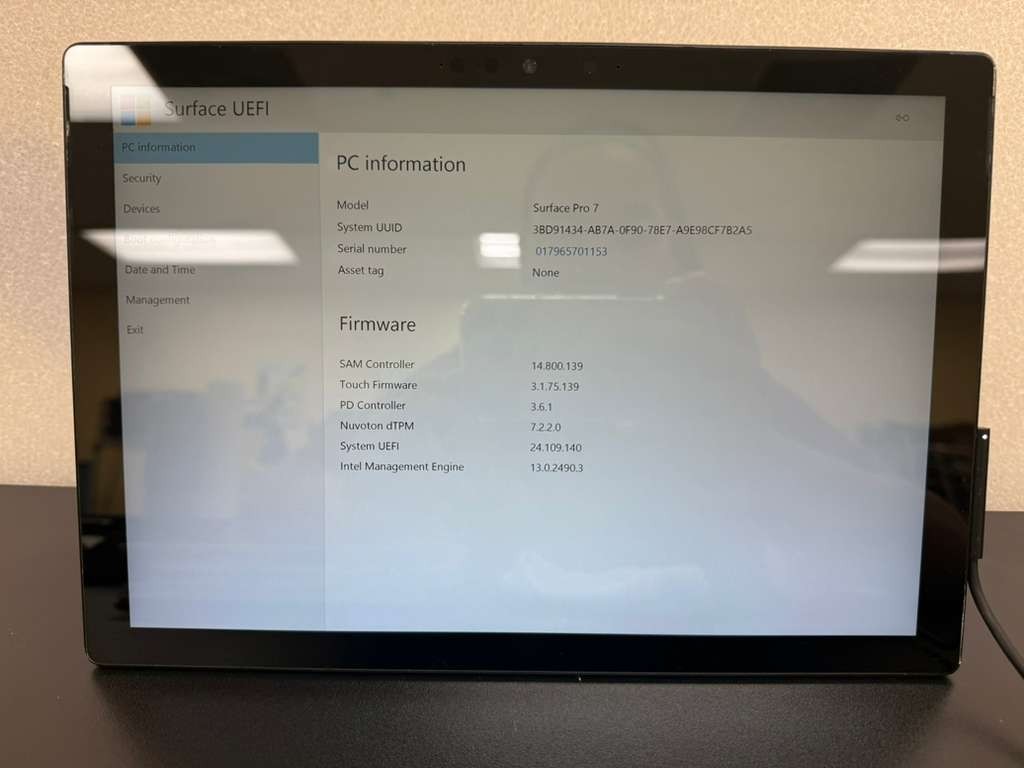 Microsoft Surface Pro 7 1866 i5 8GB 256GB Black Defective Webcam