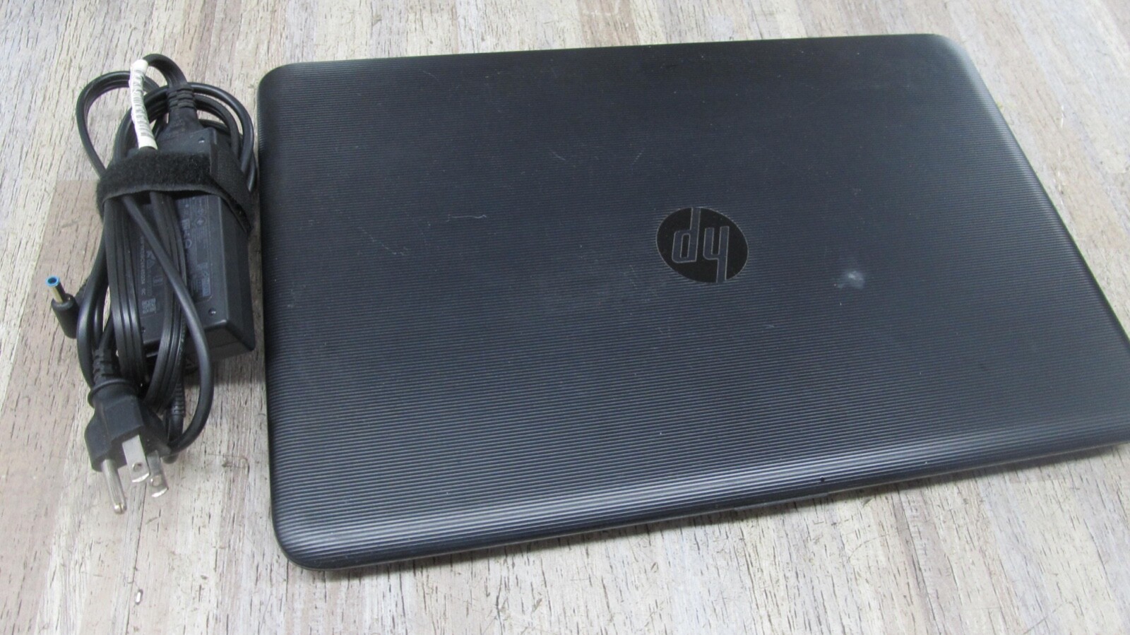 HP 15.6″ Laptop Intel i3-6100U 2.3Ghz, 4GB RAM, 1TB HDD, Touchscreen FREE SHIPP