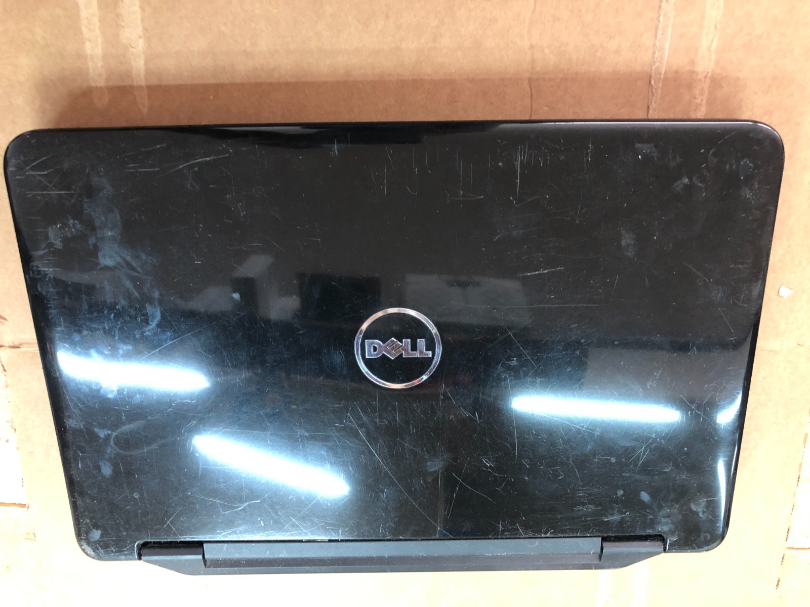 Dell inspiron N5040 Laptop i3 CPU 4Gb, No Hard drive