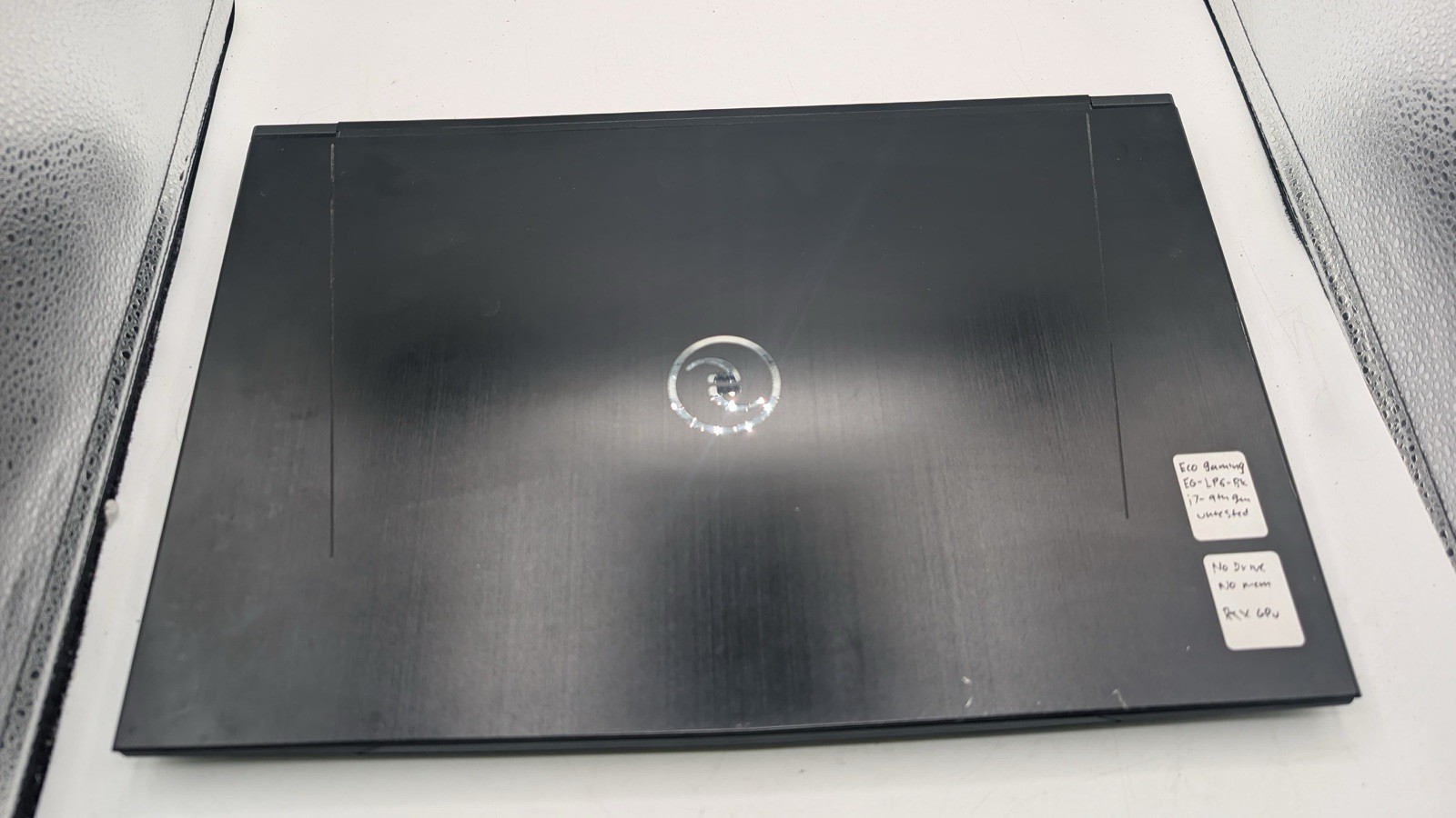 Evoo Gaming Laptop EG-LP6-BK 17.3 RTX GPU Untested No HDD No RAM