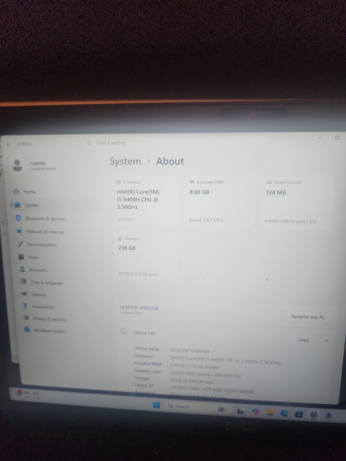 Dell Latitude 5501 15″ FHD I5-9400H 256GB SSD 8GB W11P Webcam Backlit