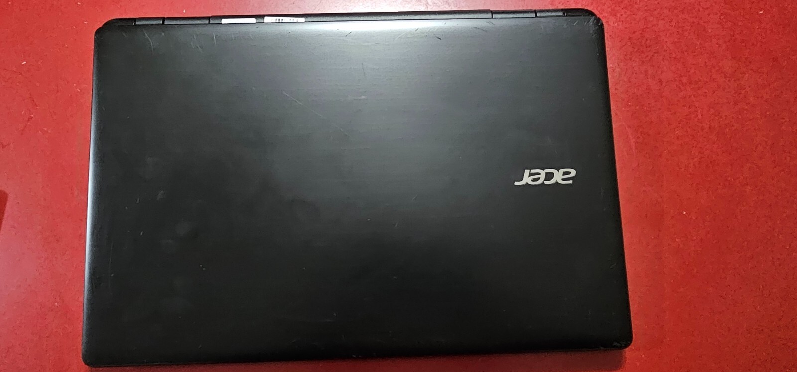 Acer Aspire Notebook E5-521-23KH 15.6″ 4GB RAM 1TB HDD AMD E2 Win10