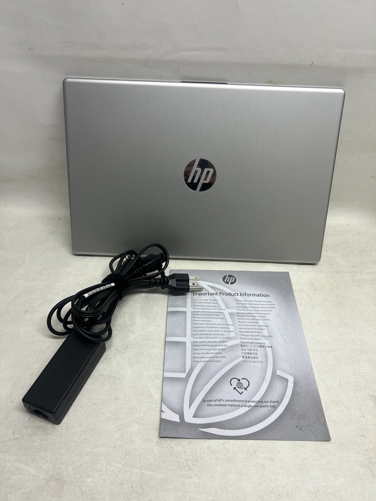 HP 15-FD0127DX LAPTOP WITH CHARGER