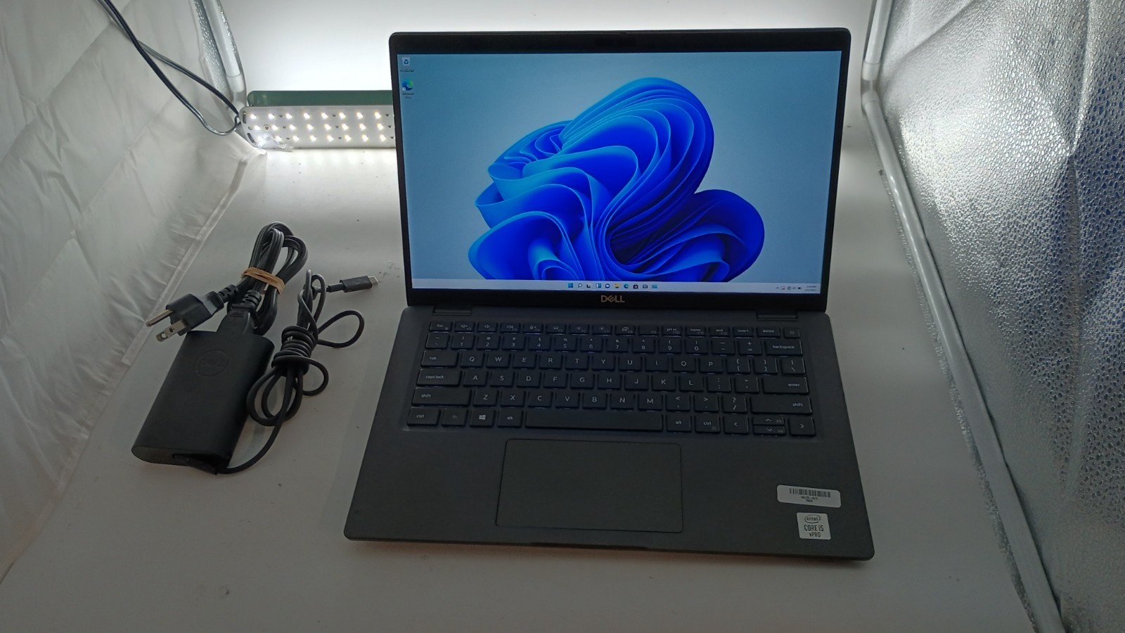 9089 Latitude7410 w/charger.i5-10310U.8GB RAM 128GB NVMe.14″FHD.W11 Pro