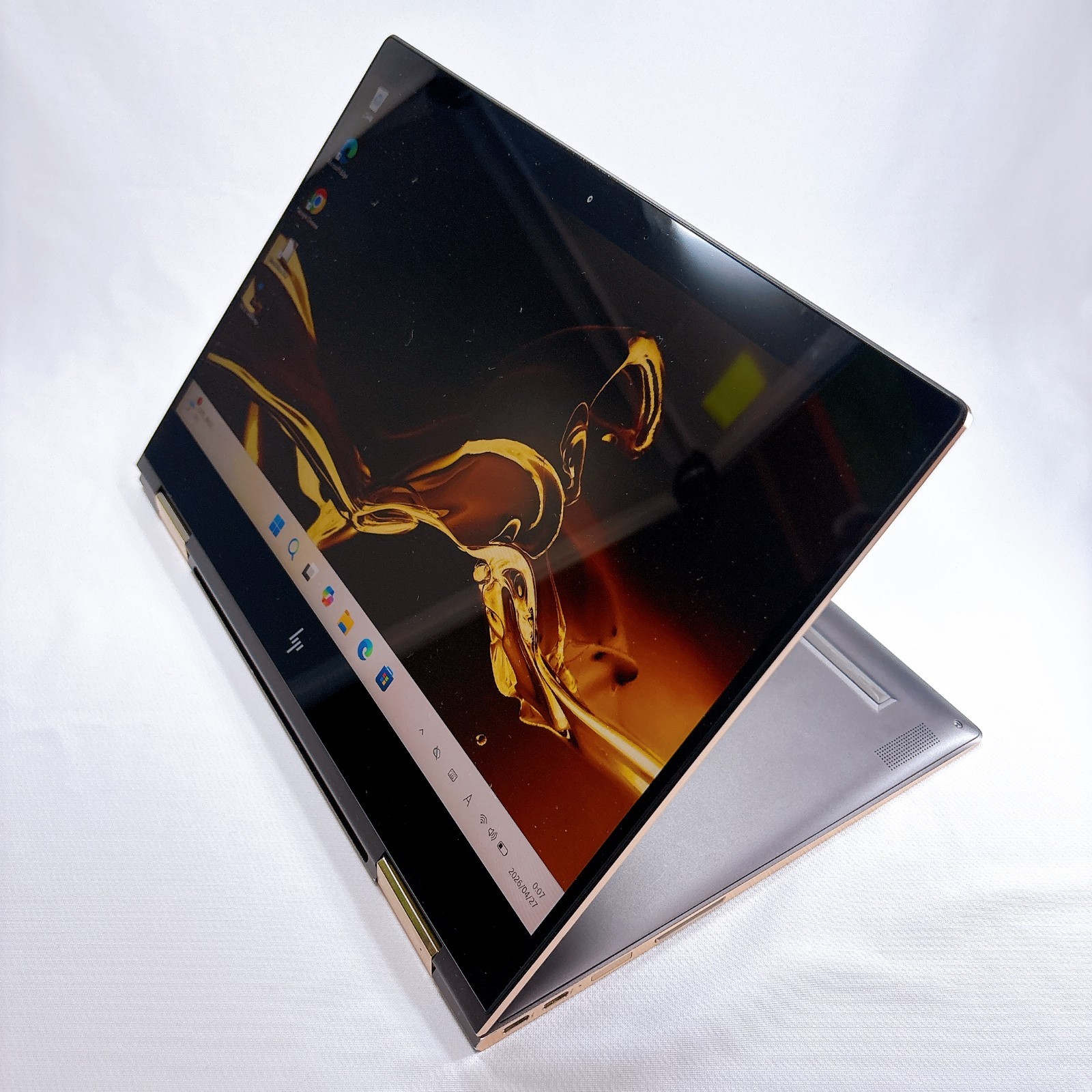 HP Spectre x360 13-ae0xx Core i7 16GB RAM 256GB SSD 13.3″ Touch 2-in-1 _979