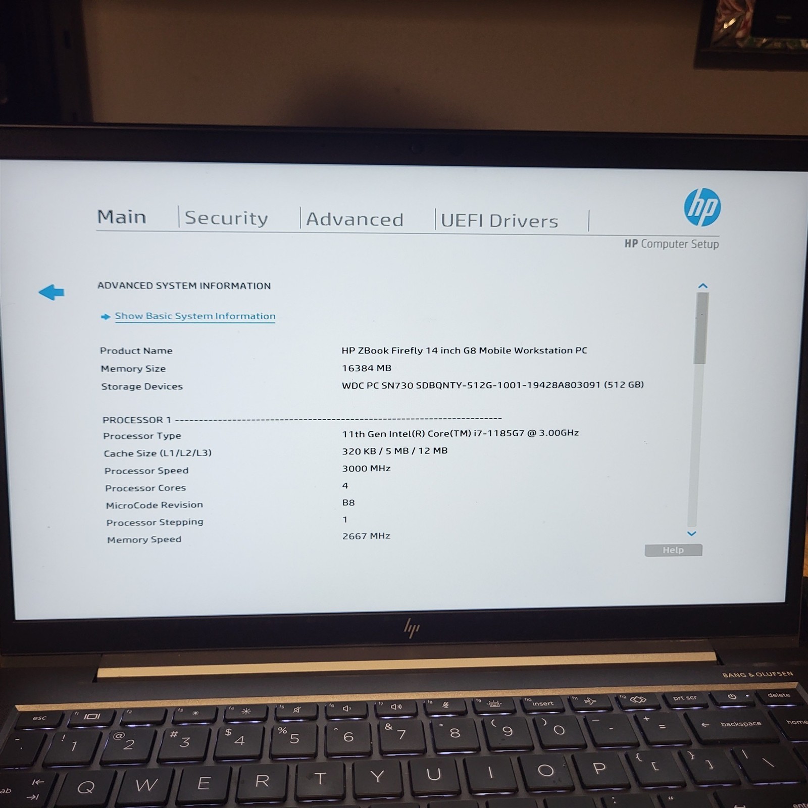 Scratched LCD HP ZBook Firefly 14 G8 Intel i7-1185G7 3GHz 16GB 512GB SSD