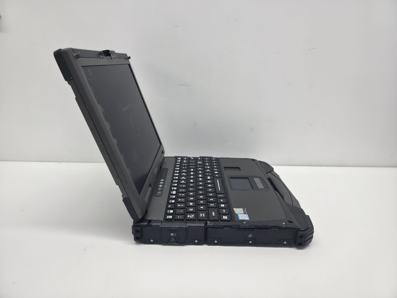 GETAC B300 G6 Laptop CORE I7 6th Gen 8GB 512GB SSD LTE Touch DVD Finger GPS