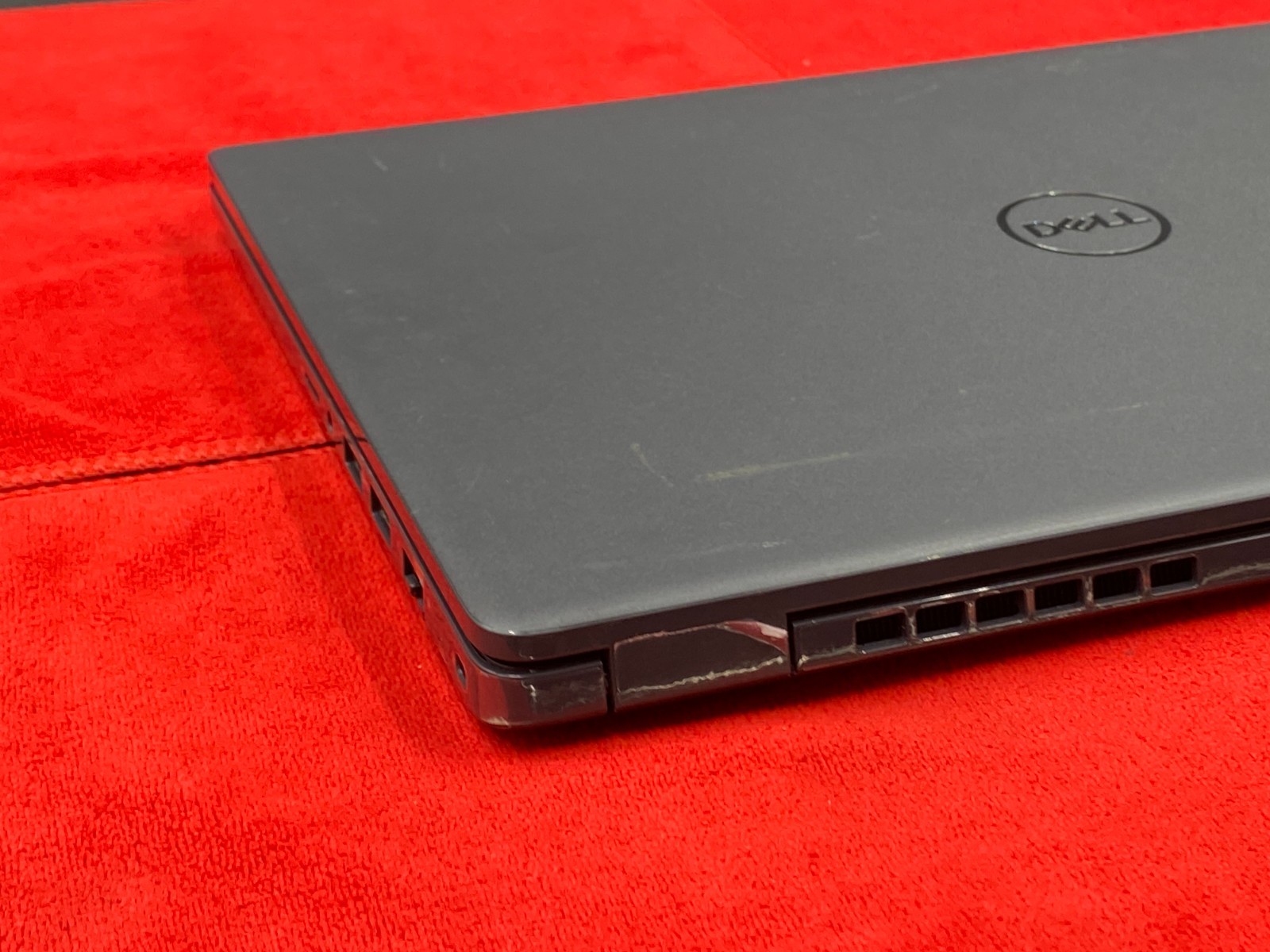DELL LATITUDE 3410 14″ i7-10510U 8GB RAM 256GB SSD WINDOWS 11+CHARGER GRADE B+