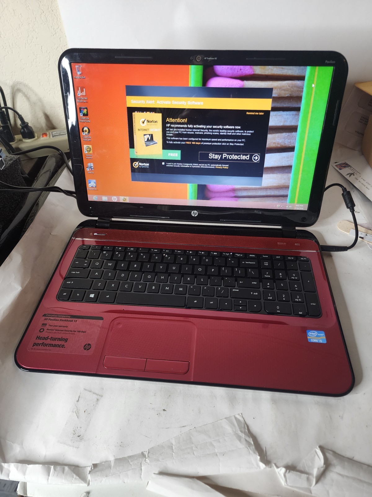 hp pavilion sleekbook 15-b023cl Intel i5-3317u@1.70ghz 6gb Ram Win8 READ
