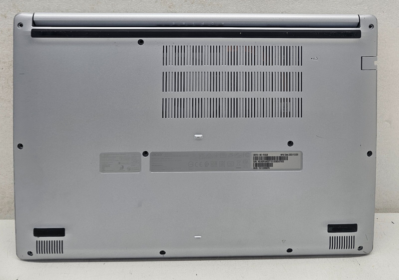 Acer Aspire 5 A515-46-R3UB Laptop AMD Ryzen 3 3350U NO RAM/HD/OS/POWER (FL)