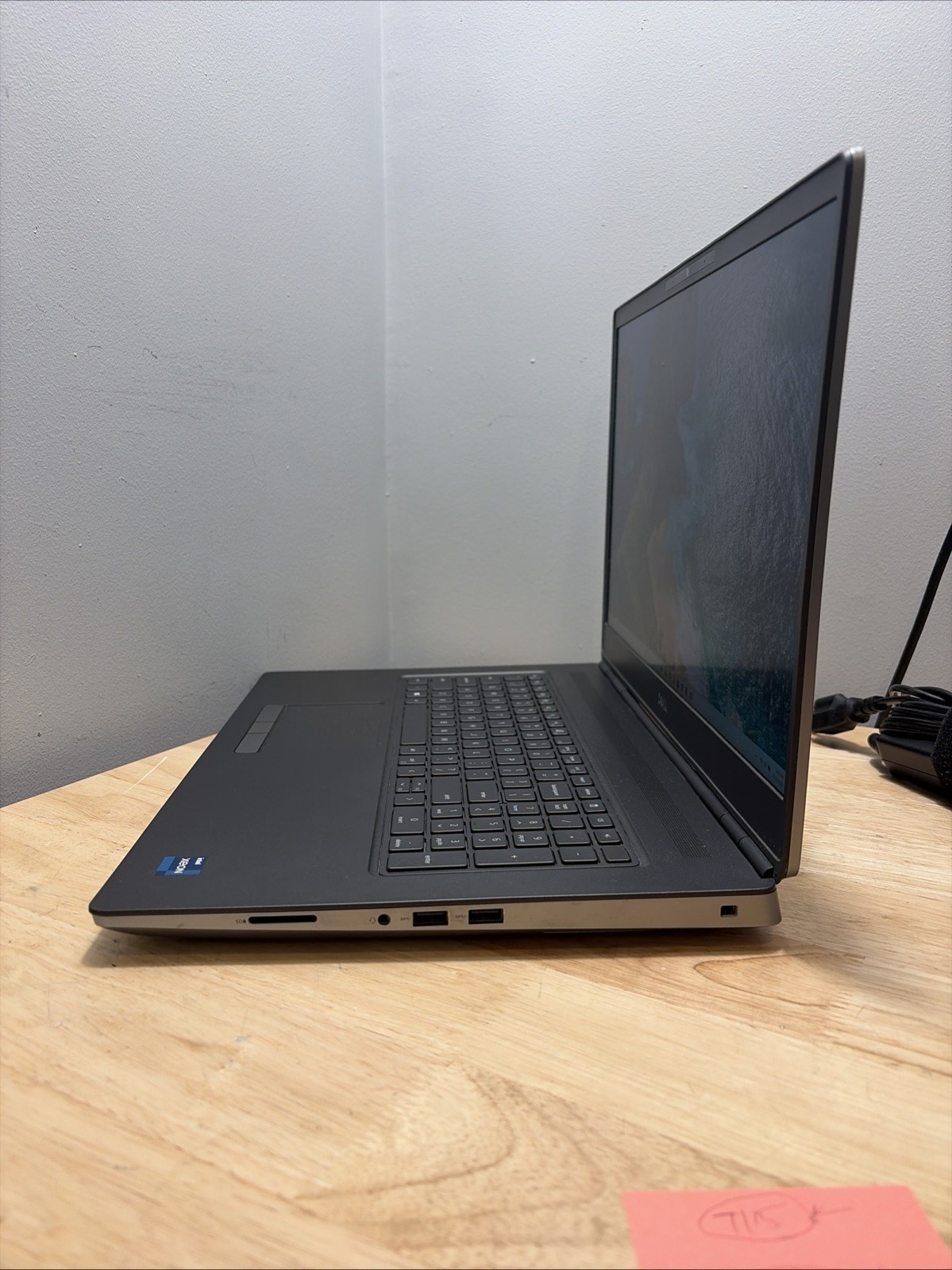 Dell Precision 7760 XEON W-11955M 2.60GHZ 64GB 512GB NVIDIA A4000 WiFi W11 Cord