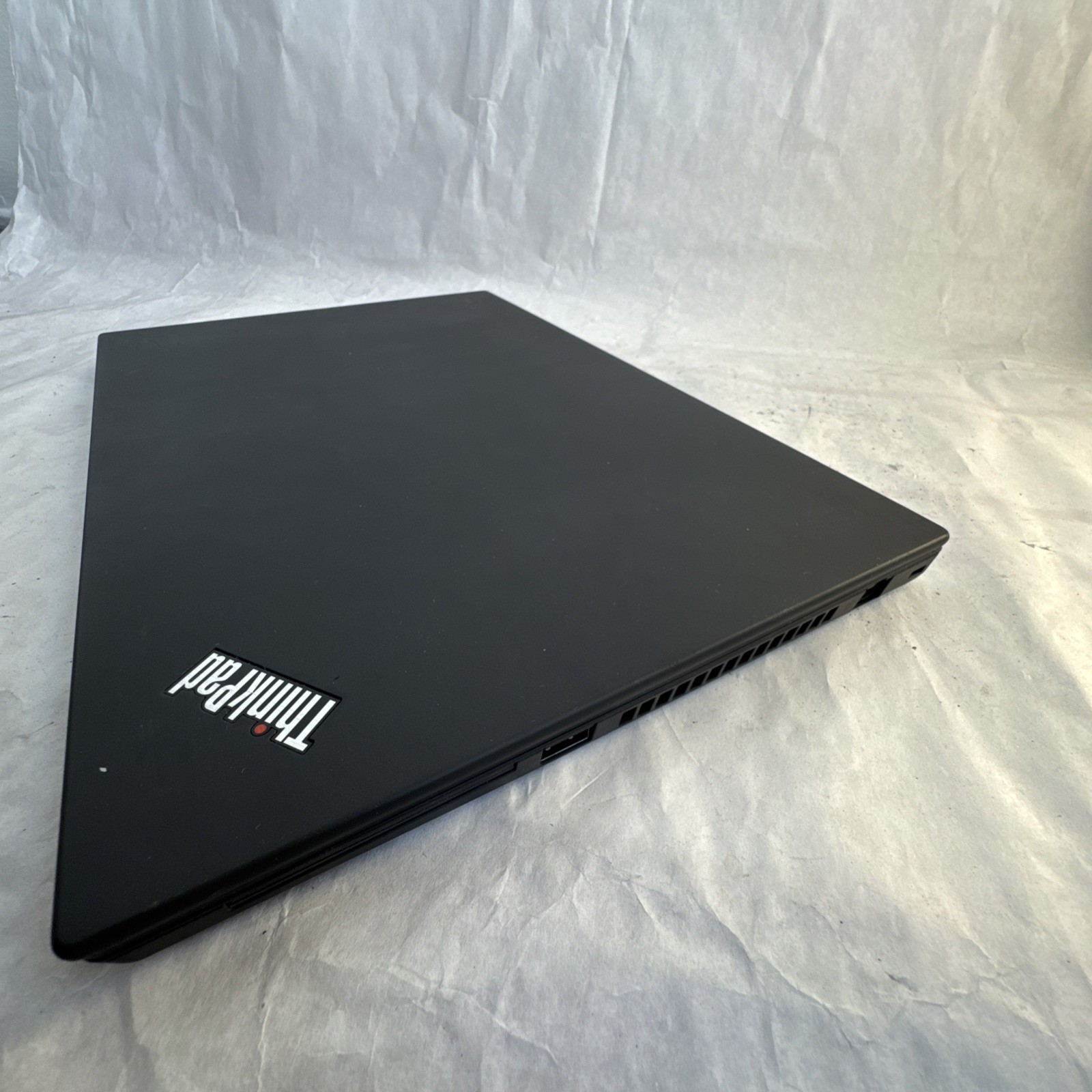 Lenovo ThinkPad T490 Intel Core i7 8565u 1.8GHz 16GB RAM 1TB SSD Win 11 Pro
