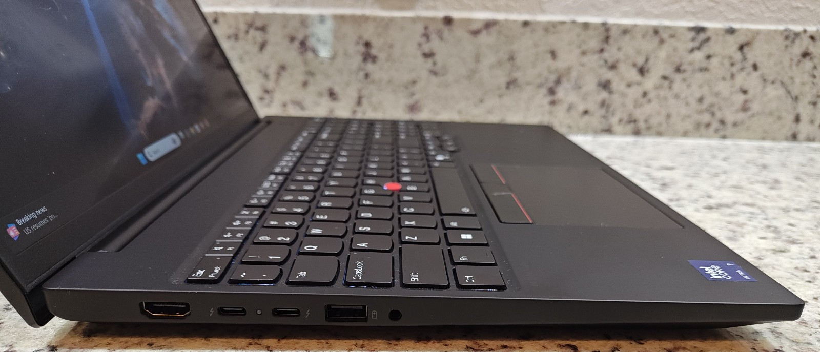 Lenovo ThinkPad P16s Gen 3 — Ultra 7 155H / 32GB RAM / 512GB SSD / RTX 500 Ada