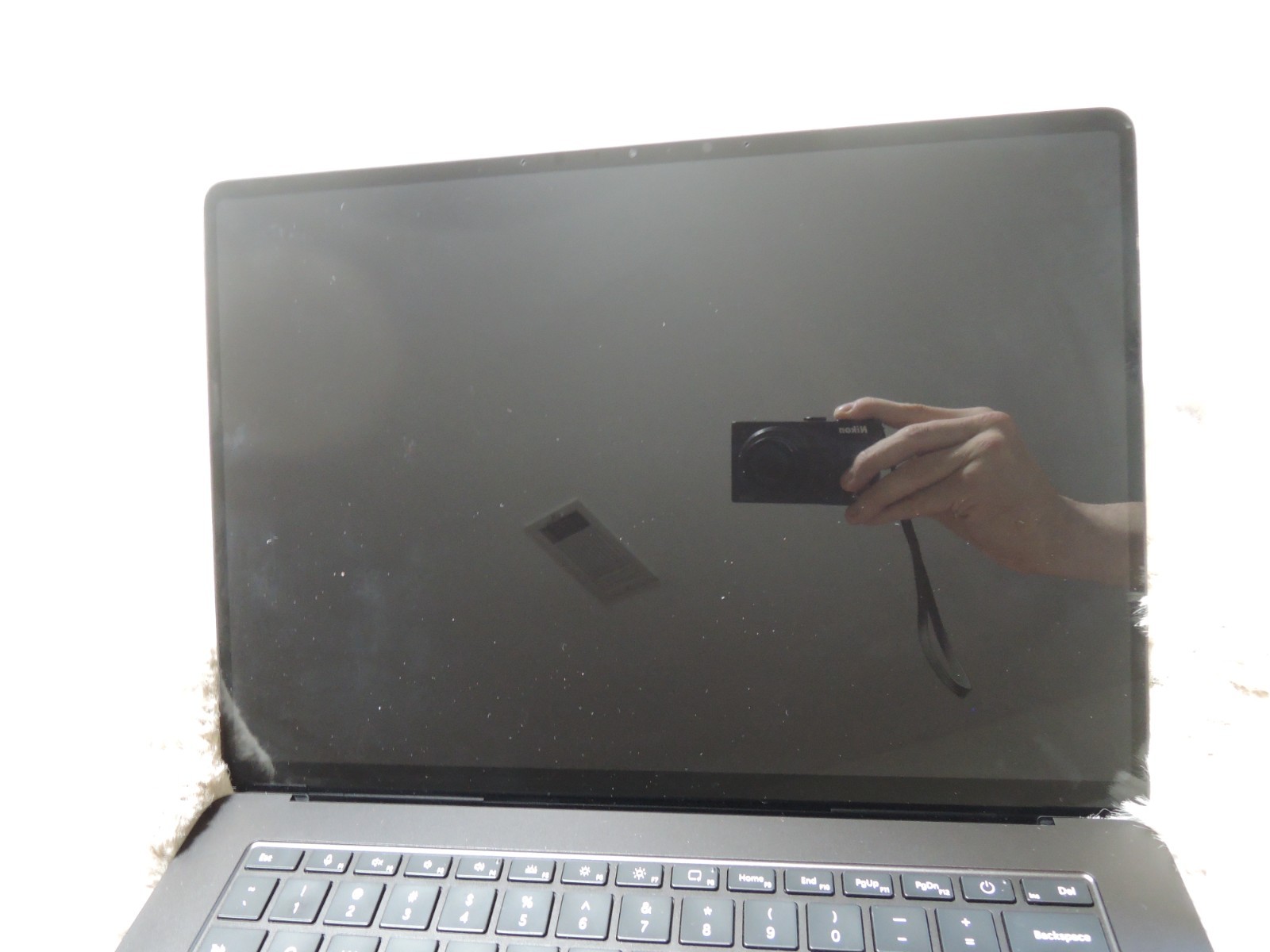 Microsoft Surface 15″ Laptop 7 BLACK 1TB SSD 64GB X1E 12 CORE 3.40 GHz Win 11