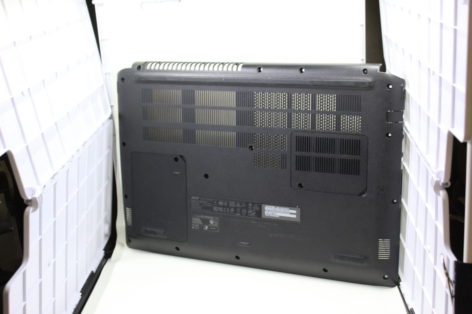 100% Genuine Acer Aspire A715-72G 15″ Keyboard & Top Cover Replacement