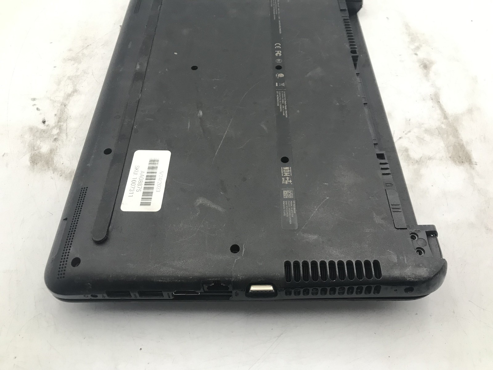 HP 14 AN013NR – FOR PARTS/REPAIR – AMD E2-7110 – NO RAM – NO OS – 14″ -READ-BB