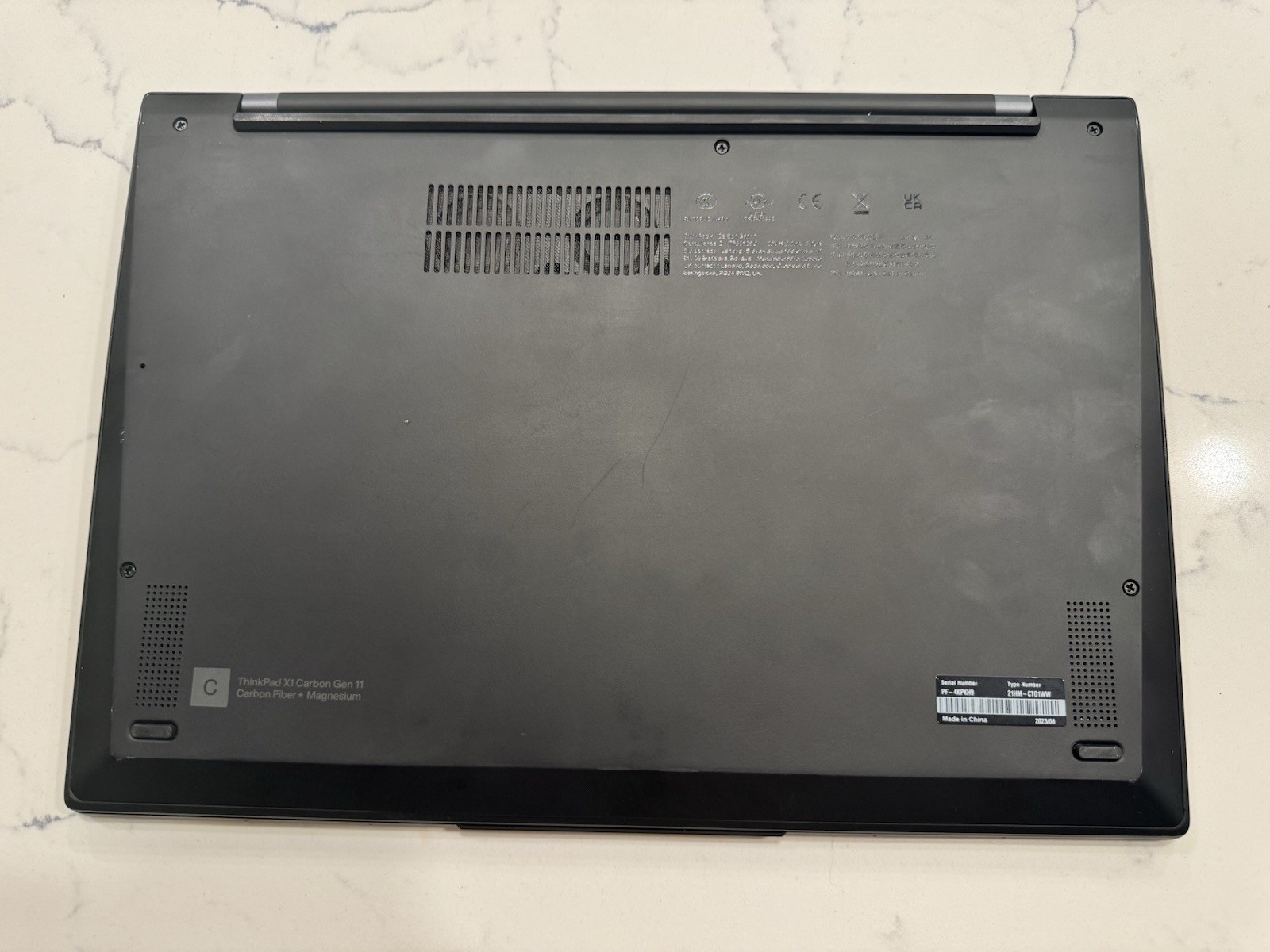 Lenovo Thinkpad X1 Carbon Gen 11 14″ i5-1335U 16GB DDR5 512GB SSD Win11Home Read