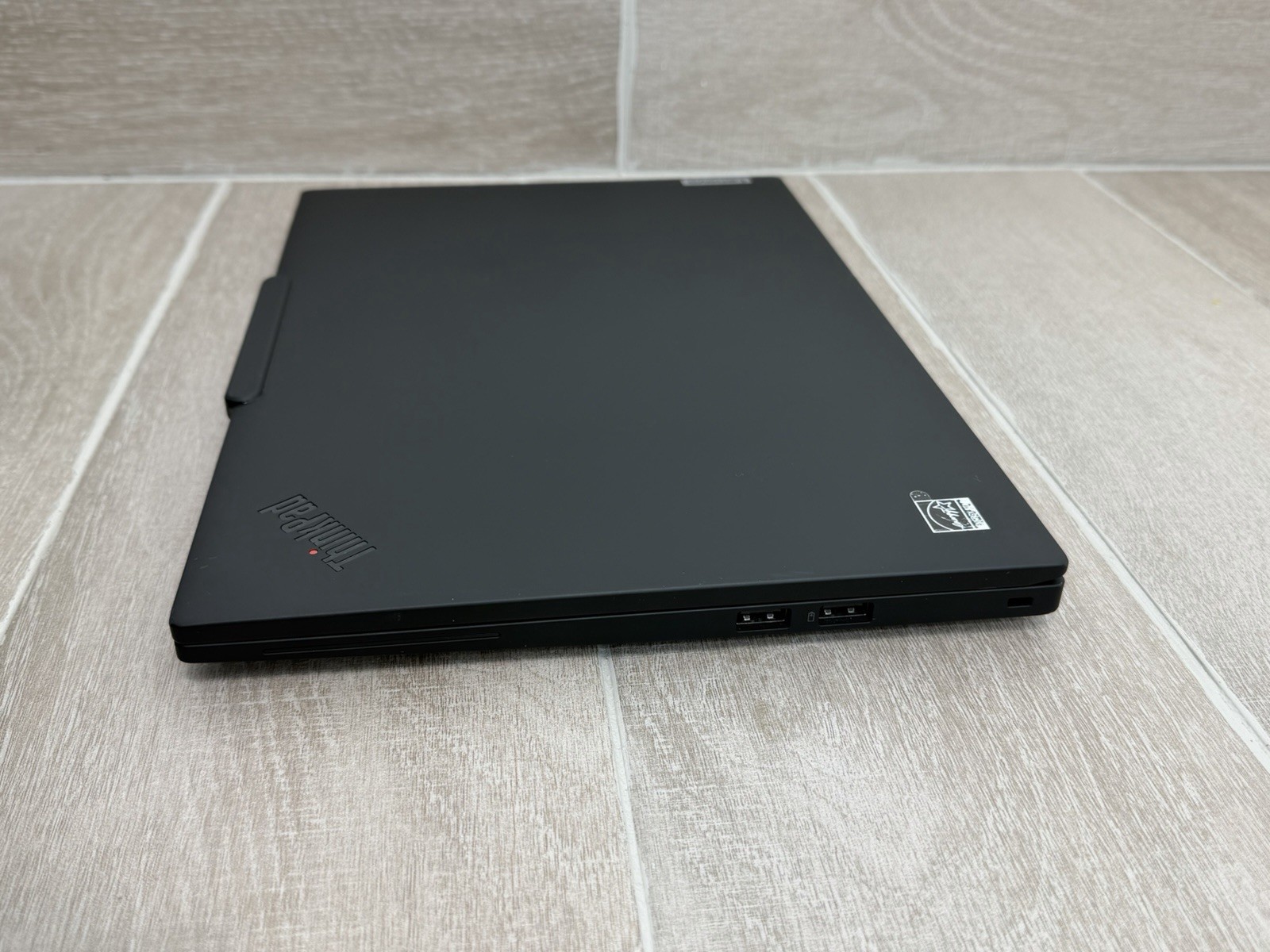 Dell Lenovo ThinkPad T145 Gen 5 14″ Ultra 7 165U 32GB RAM 512GB SSD Win-11