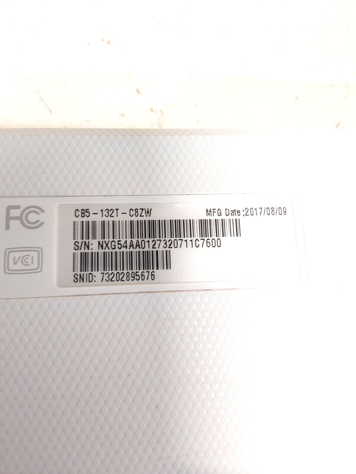 Chromebook R11 Acer CB5-132T N15Q8 (comes with charger) FOR PARTS
