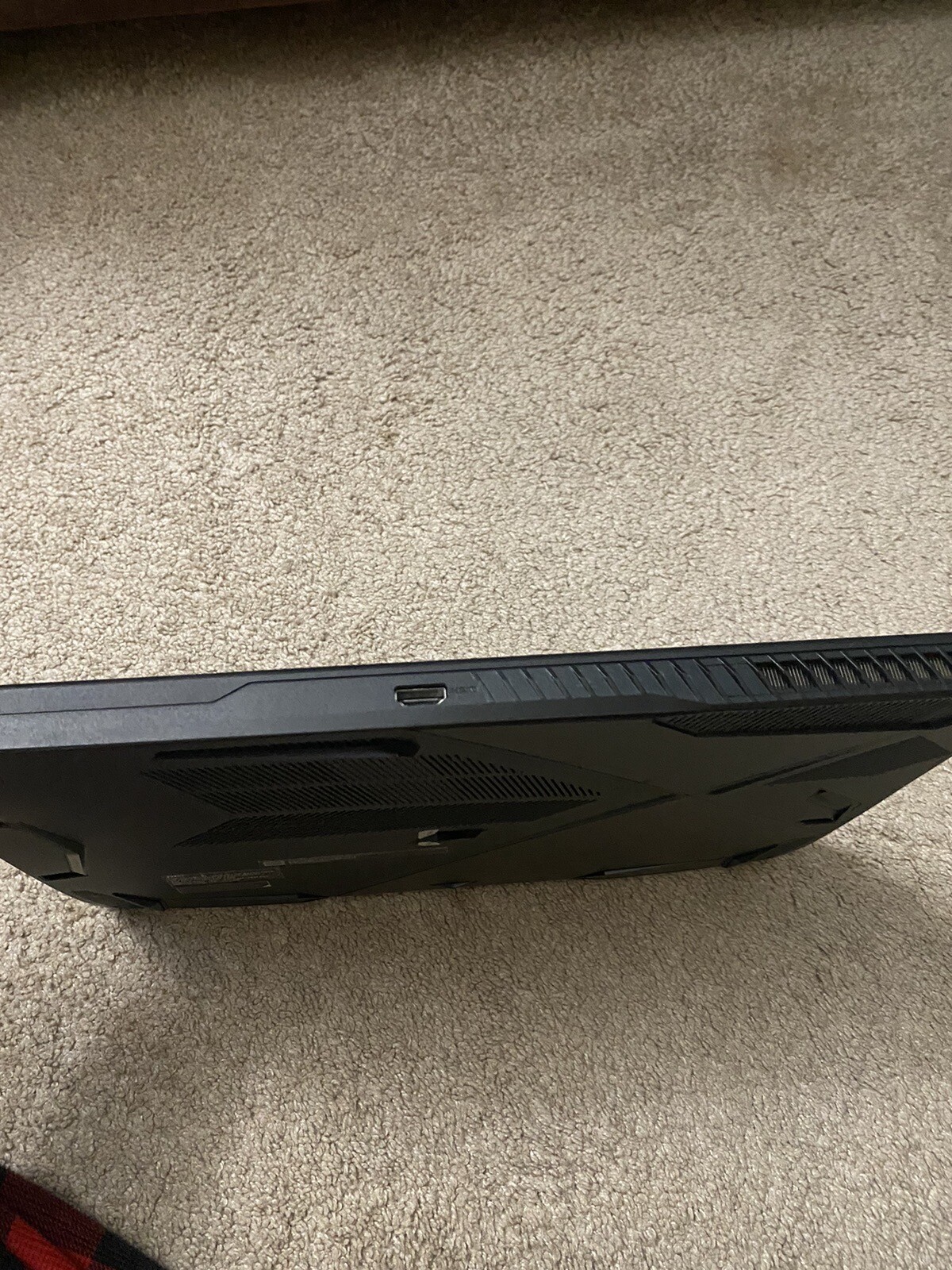 Gaming Laptop Comes With Charger Does Not Come With Original Box