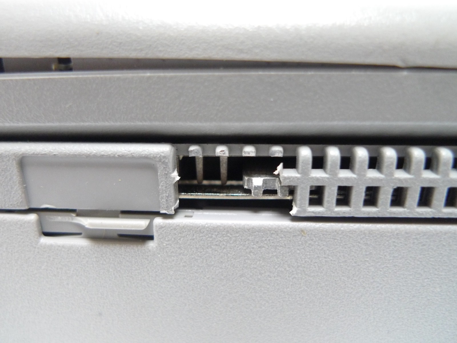 Toshiba Portégé 610CT Laptop #PA1123U-XT | No Drive, Case Wear, Untested, As-Is