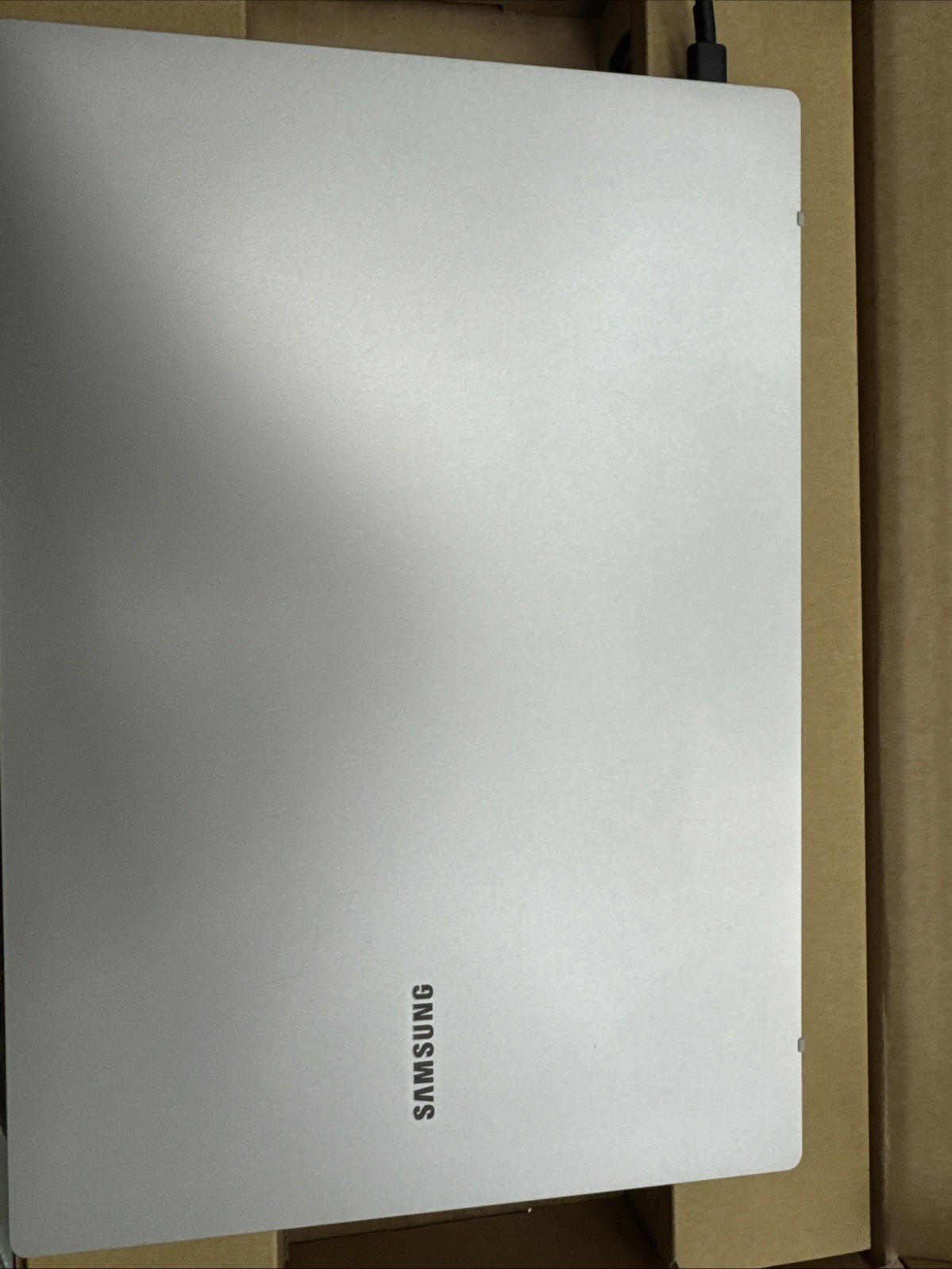 NEW Samsung Galaxy Book Go 14″ FHD, Qualcomm Snapdragon Gen 2 , 4GB RAM, 64GB