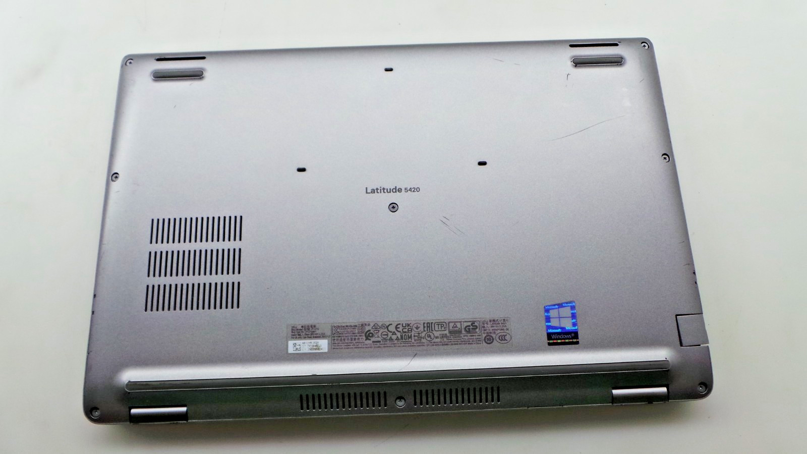 Dell Latitude 5420 | 14″ | i5-1145G7 2.60GHz | 8GB RAM 256GB NVMe | ***READ***