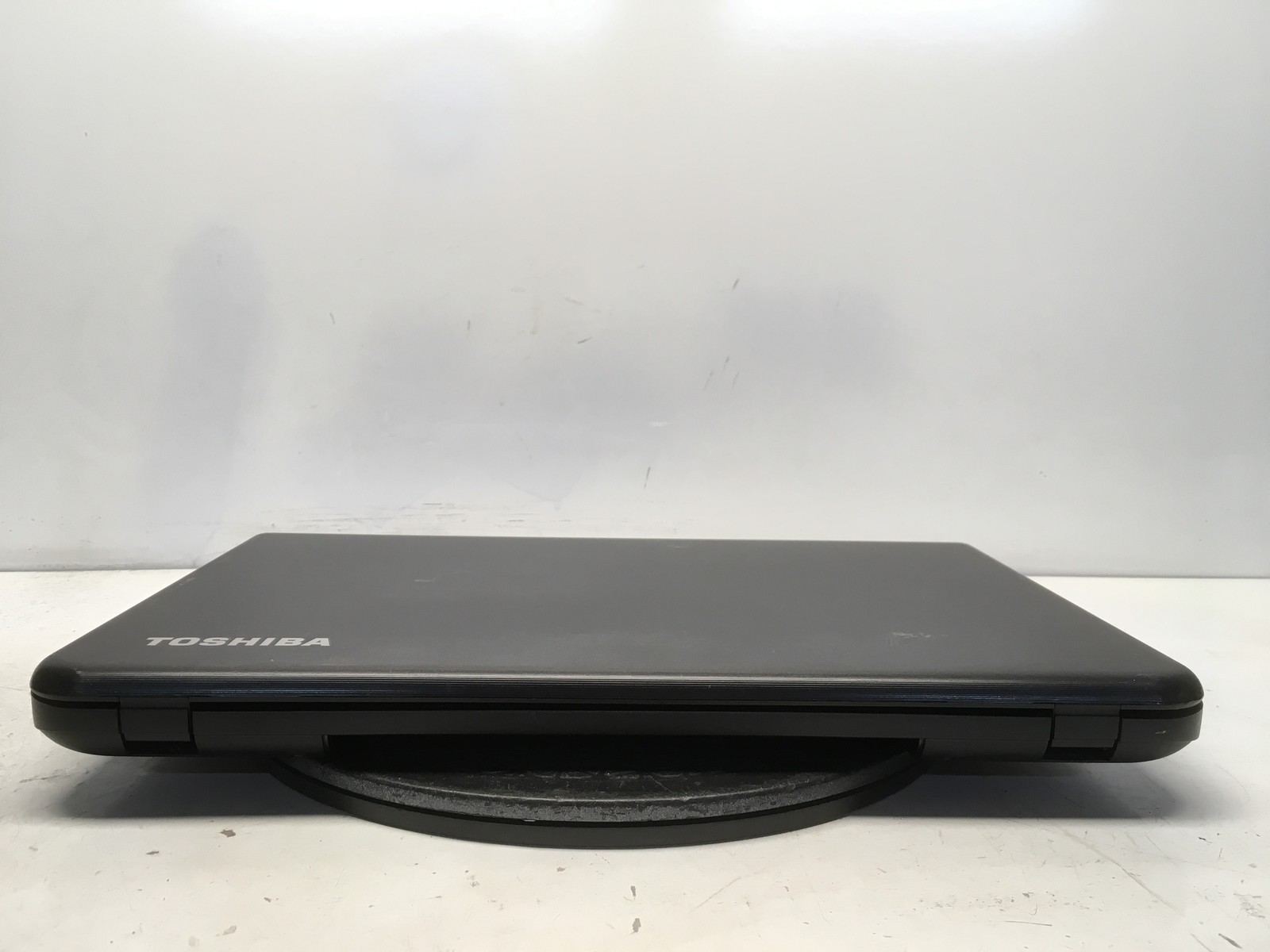 Toshiba Satellite C75D-A7102 AMD A6-5200 2GHz 4 GB NO HDD No Batt