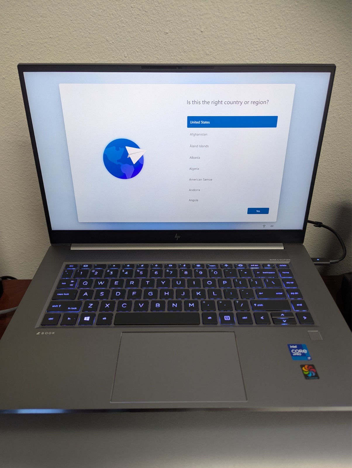 HP ZBook 15.6″ G8 Mobile Workstation i7, 32GB RAM, 1TB SSD, RTX 3070, 4K – 2690
