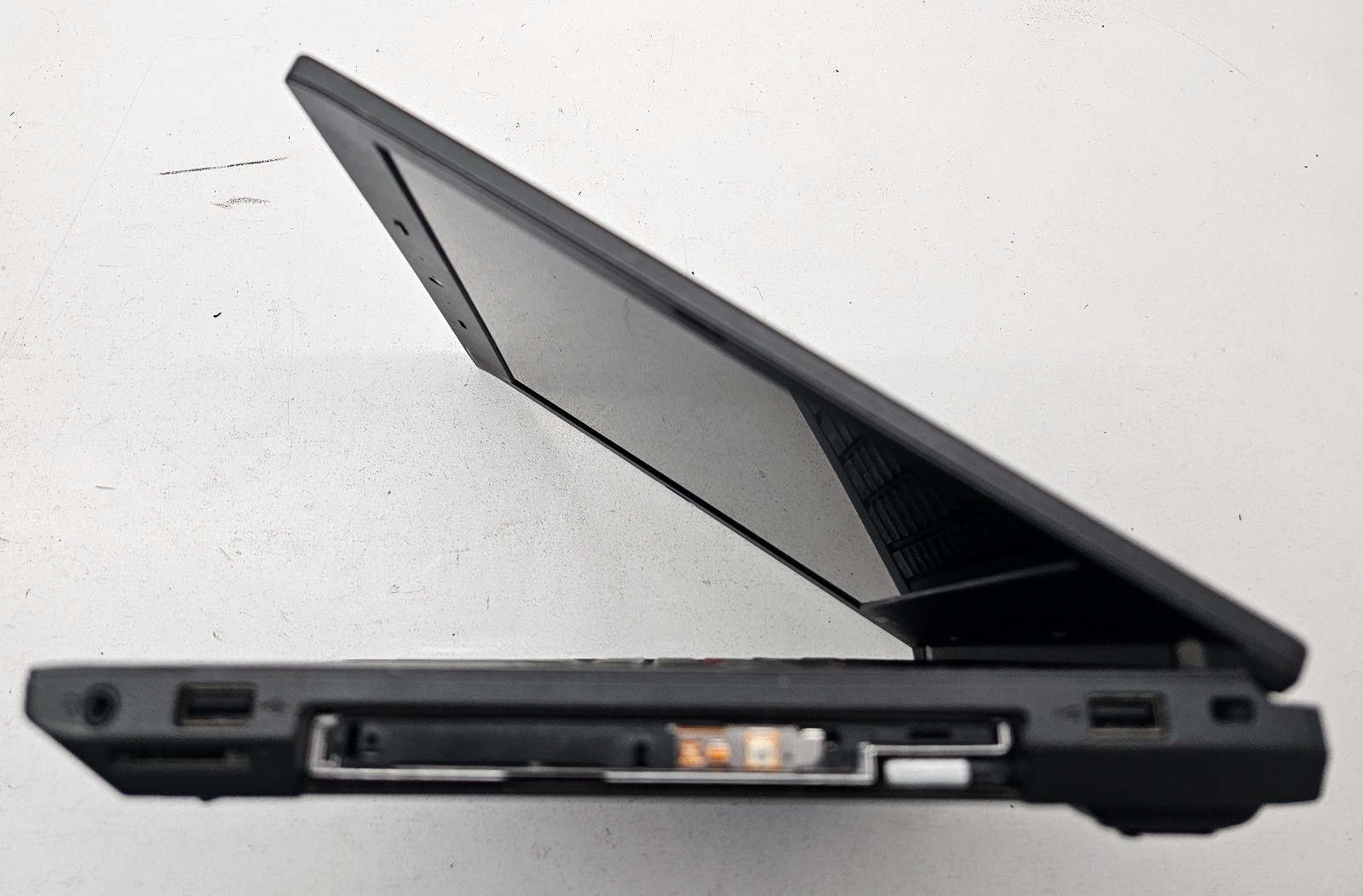 Lenovo ThinkPad L440 14″ Laptop Intel Core i3-4000M 8GB RAM NO HD/OS/BATT(FL)
