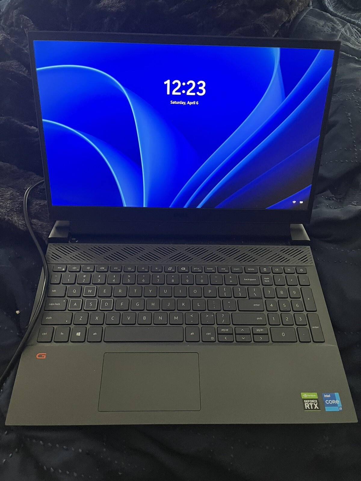 Dell CollectorG15 5510 15.6″ (512GB SSD, Intel Core i7-10870H, RTX 3060,16GB RAM