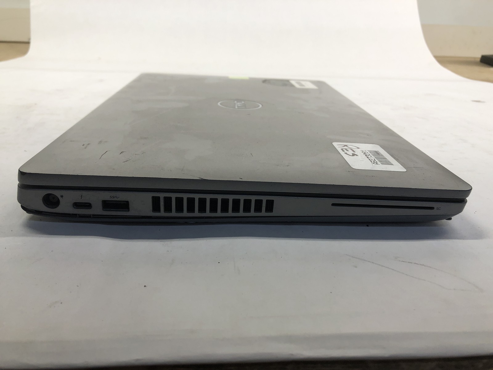 Dell Precision 3551 i7-10850H 32 GB RAM 512GB HDD NO OS 9FRM473