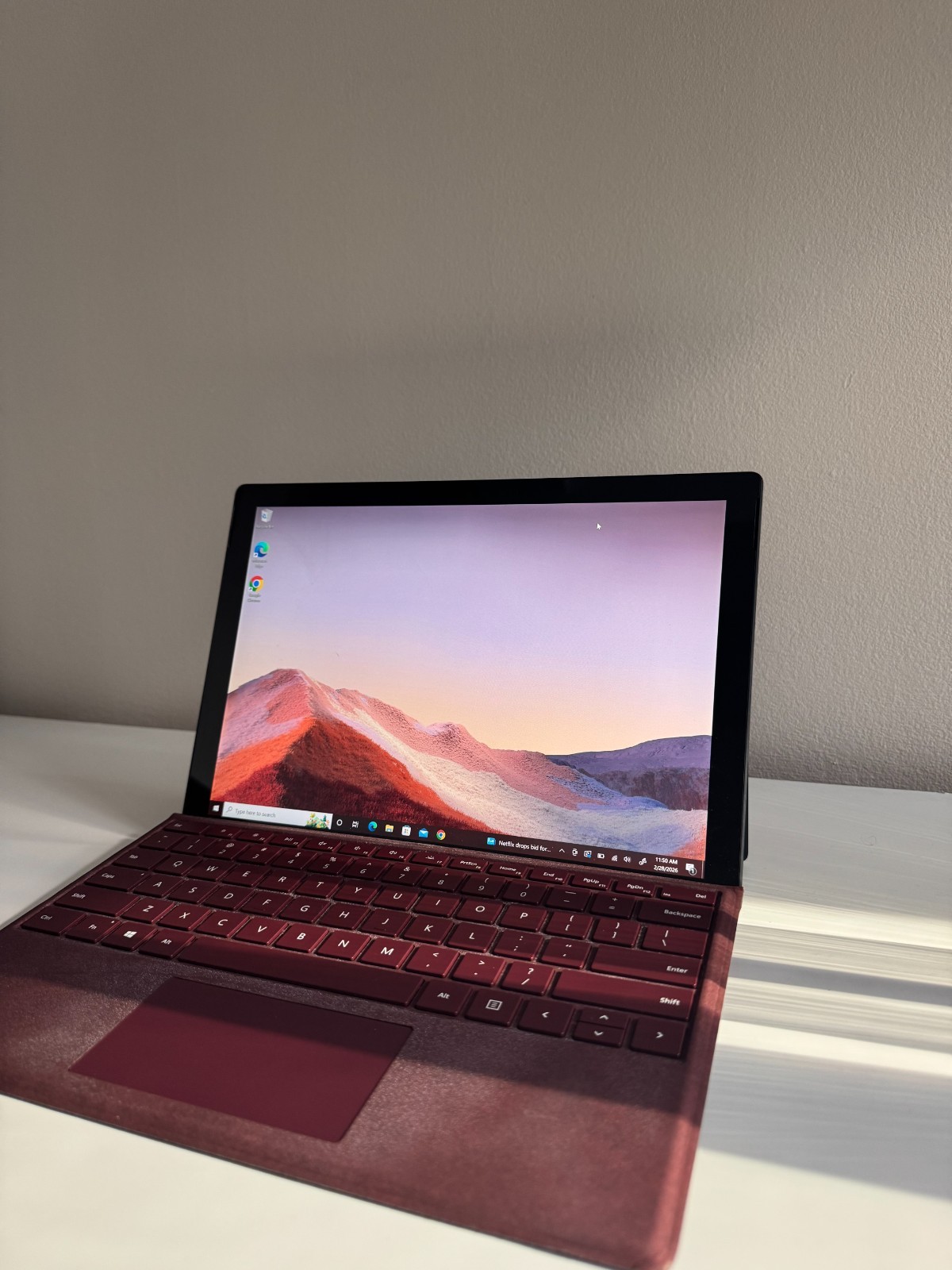 Microsoft Surface Pro 7 i5 8GB RAM 256GB + Type Cover (Burgundy) + Pen (2)