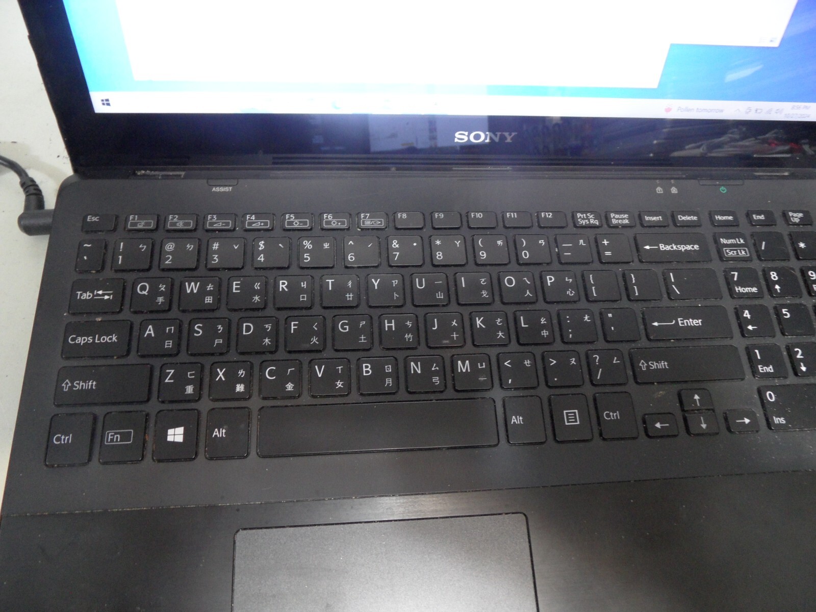 Sony SVF15A13CWB 240 GB SSD Windows 10 8 GB Ram i5 Bad Touch Chinese Keyboard