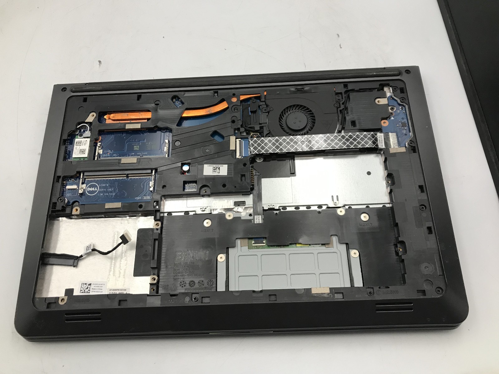 DELL LATITUDE 3550 – FOR PARTS/REPAIR – INTEL I3 1315U – NO RAM – READ DESC – BB