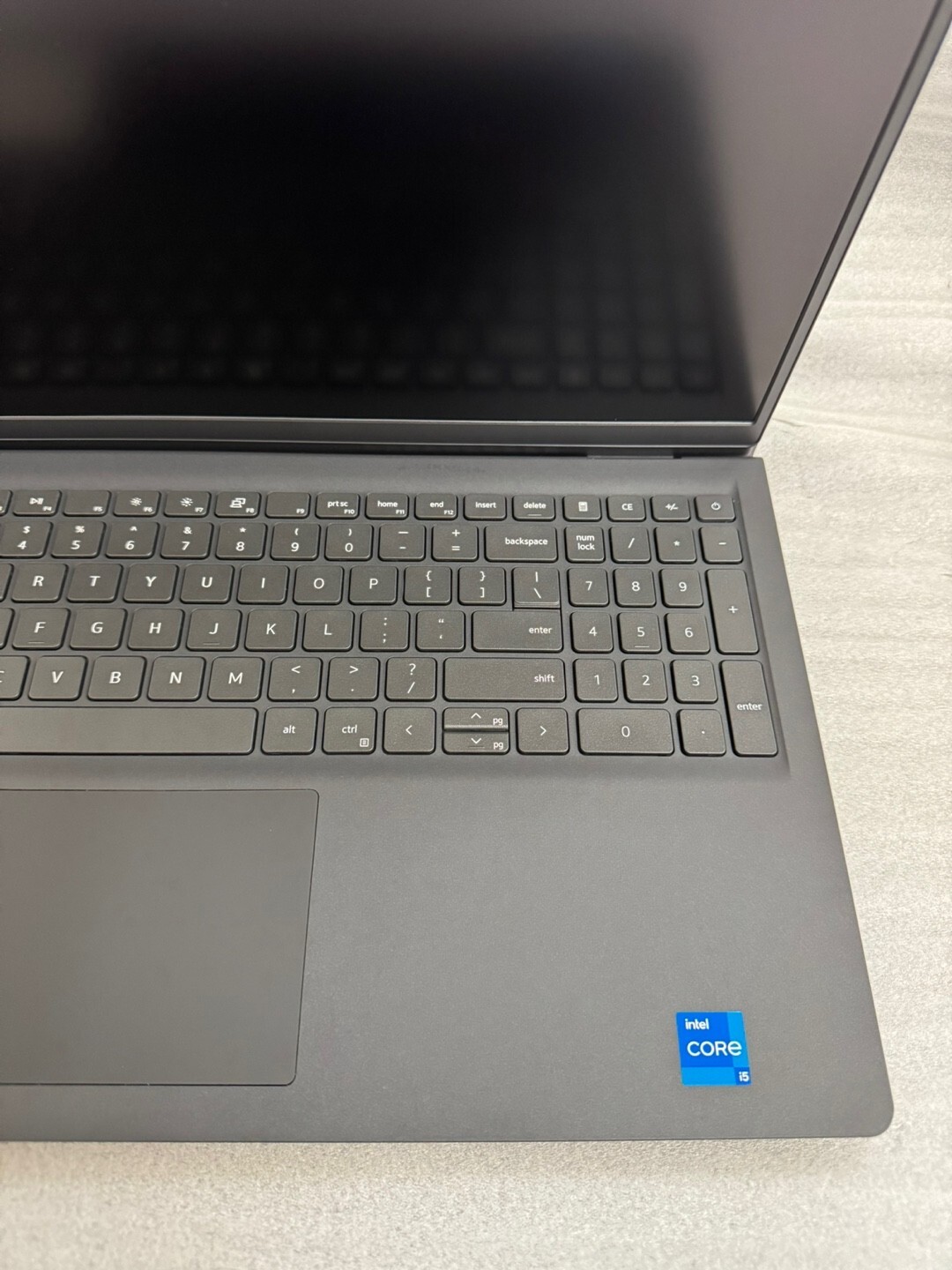 #11 DELL Inspiron 15_15.6 Touch 256GB i5-1135G7 8GB (i3511-5101BLK-PUS)